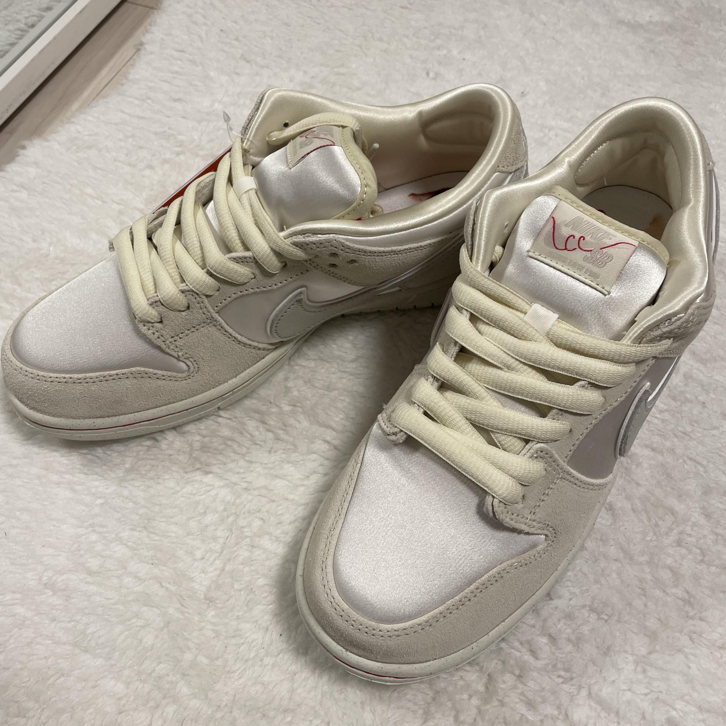 Nike SB Dunk Low PRM Coconut Milk 착용 스타일 - 1