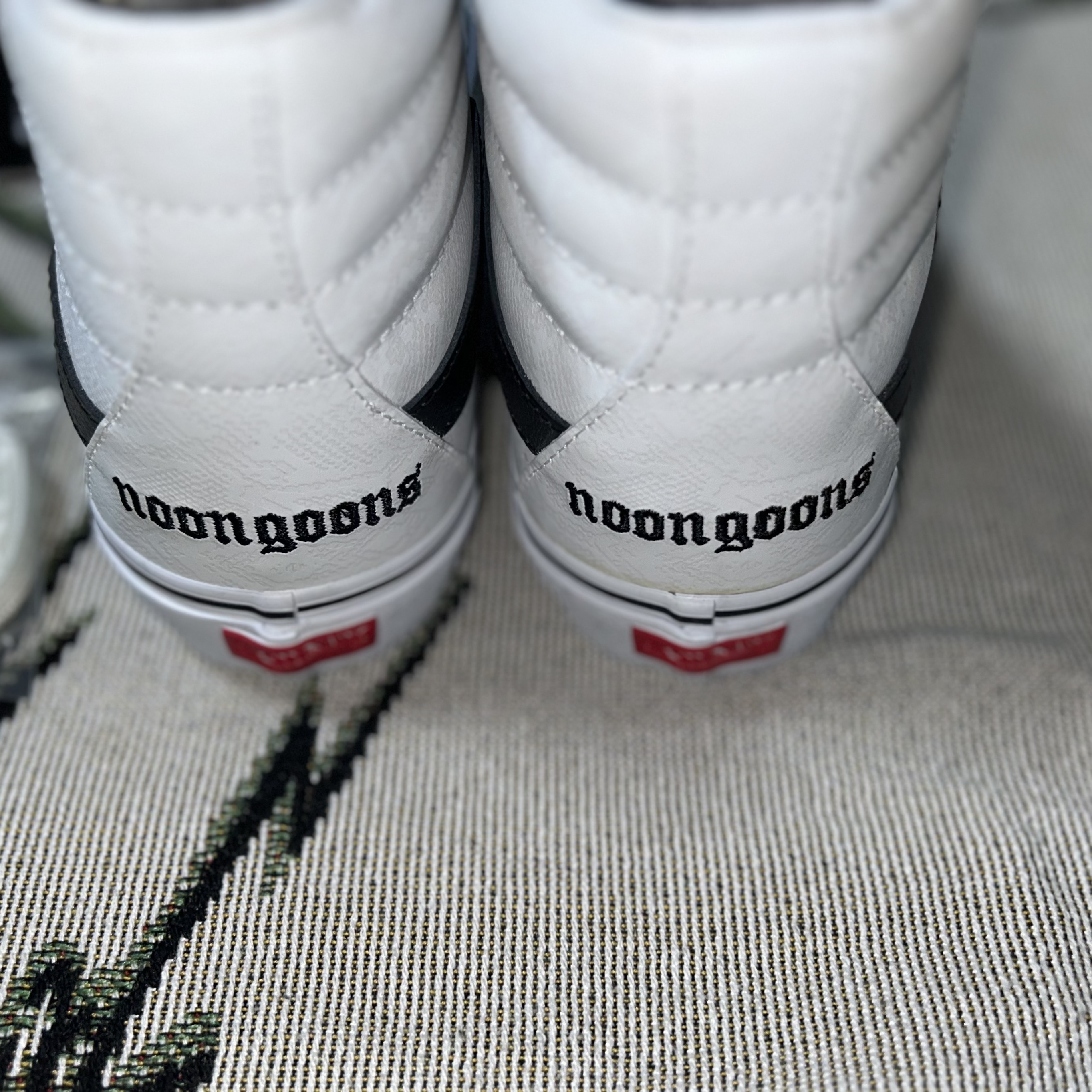 Vans Vault x Noon Goons Sk8-Hi Reissue LX White 착용 스타일 - 4