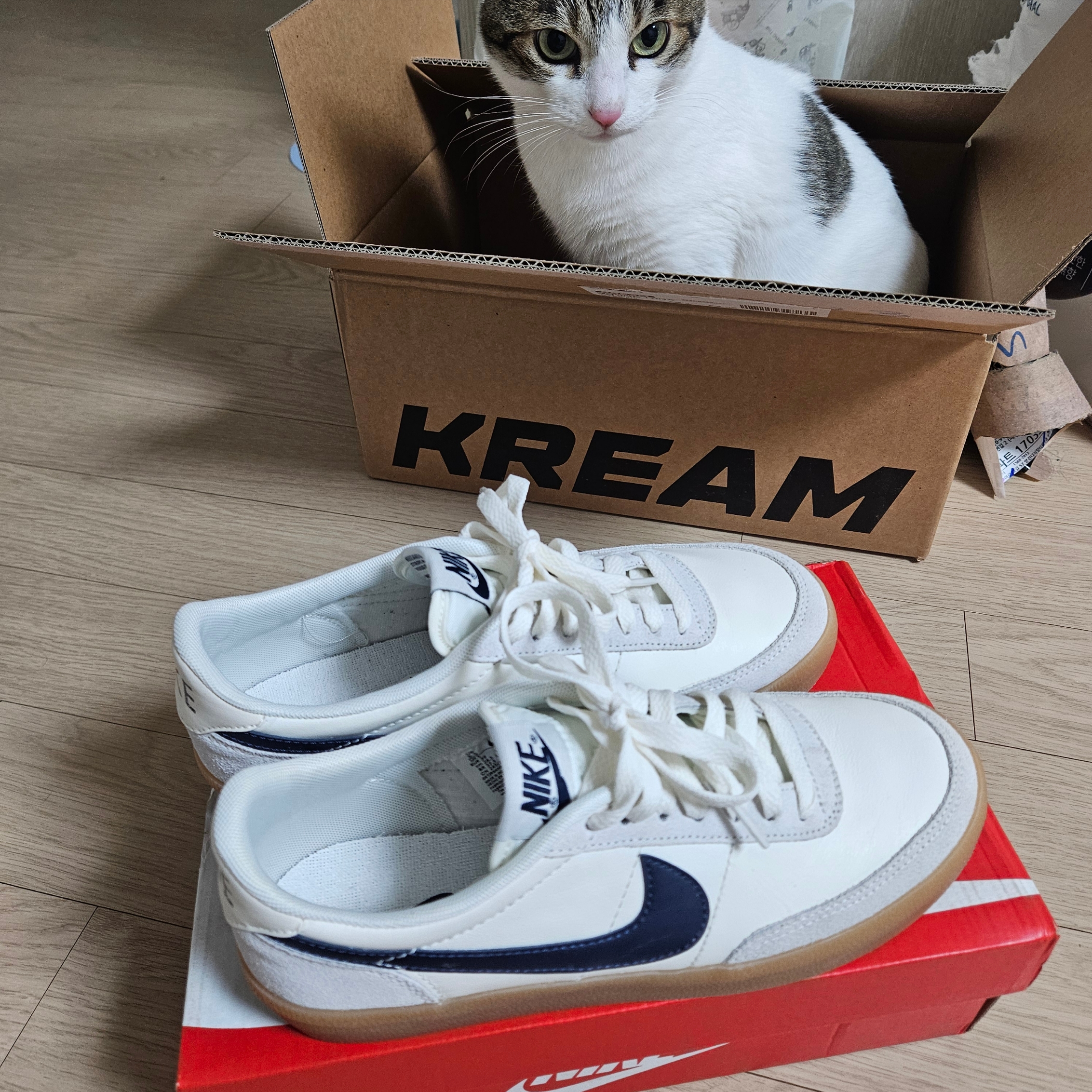 Nike x J.Crew Killshot 2 Sail Midnight Navy 착용 스타일