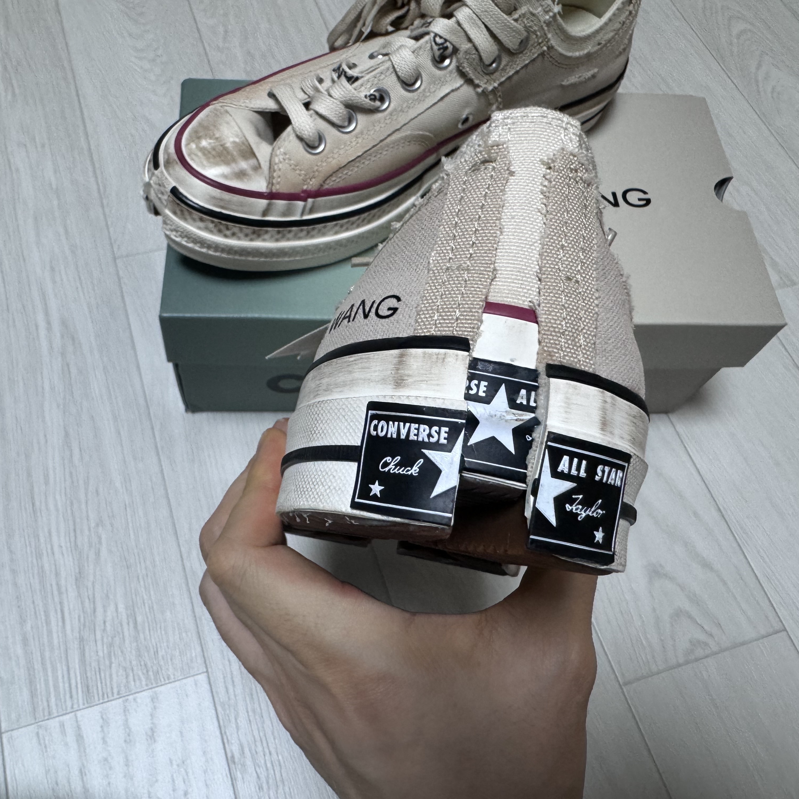 Converse x Feng Chen Wang Chuck 70 Ox 2-in-1 Brown Rice 착용 스타일 - 5