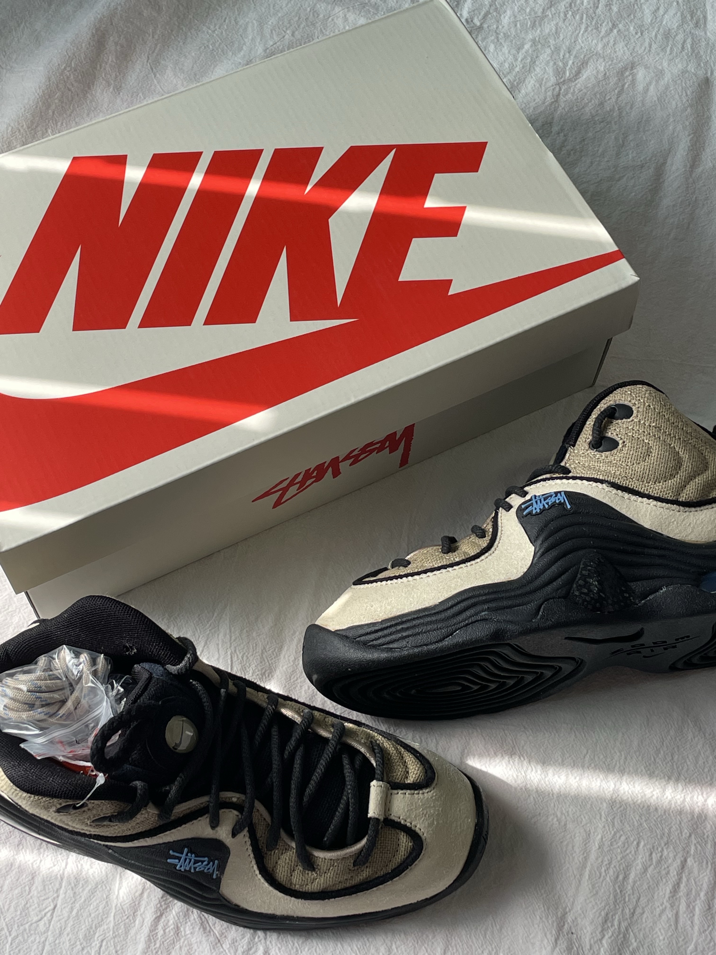 Nike x Stussy Air Penny II Rattan and Limestone 착용 스타일 - 3