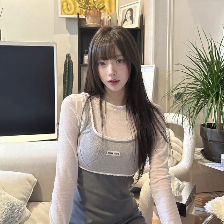 (W) Miu Miu Cotton Jersey Tank Top White 착용 스타일