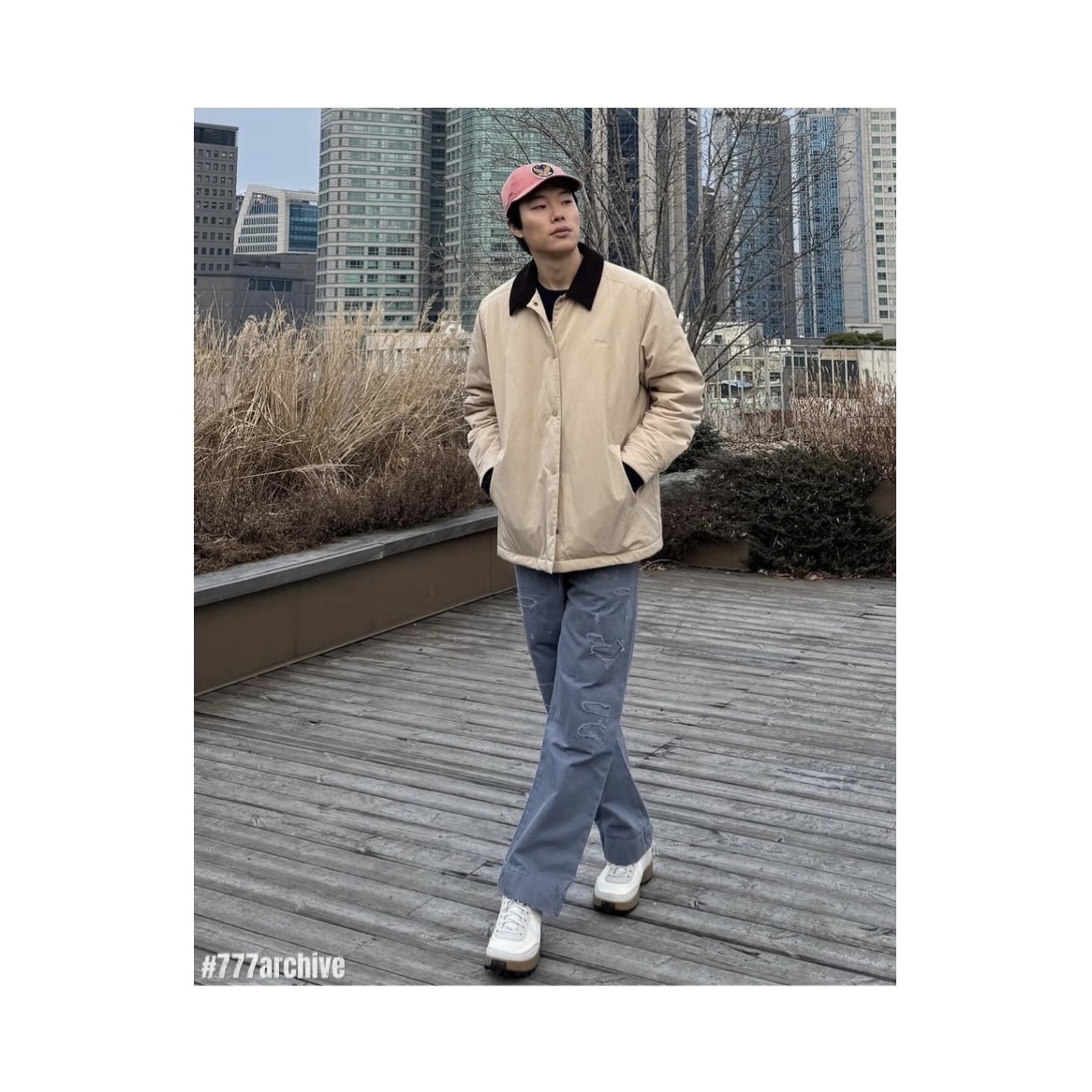 Double RL Garment Dyeing Twill Ball Cap Red, Nike x Tom Sachs General Purpose Shoe Light Cream 착용 스타일 - 2