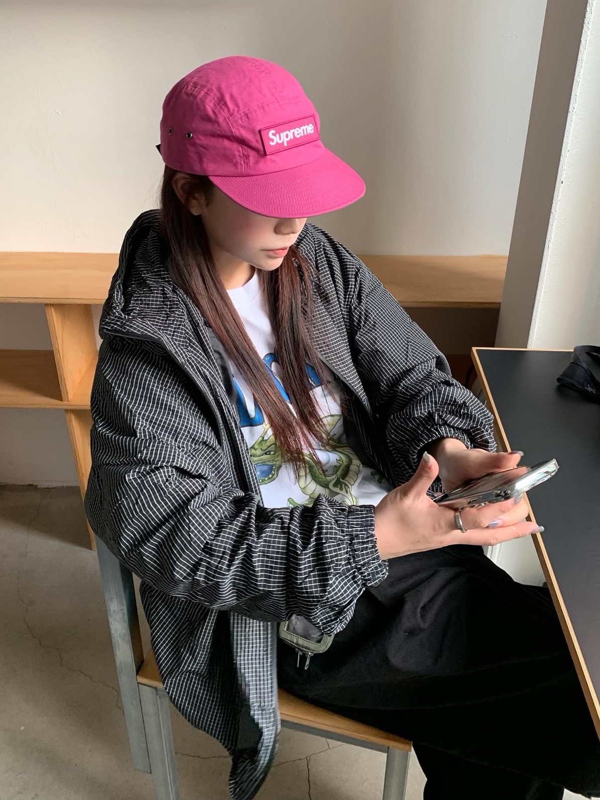 Supreme Waxed Cotton Camp Cap Magenta - 23FW, Human Made Military Card Case Olive Drab 착용 스타일 - 2