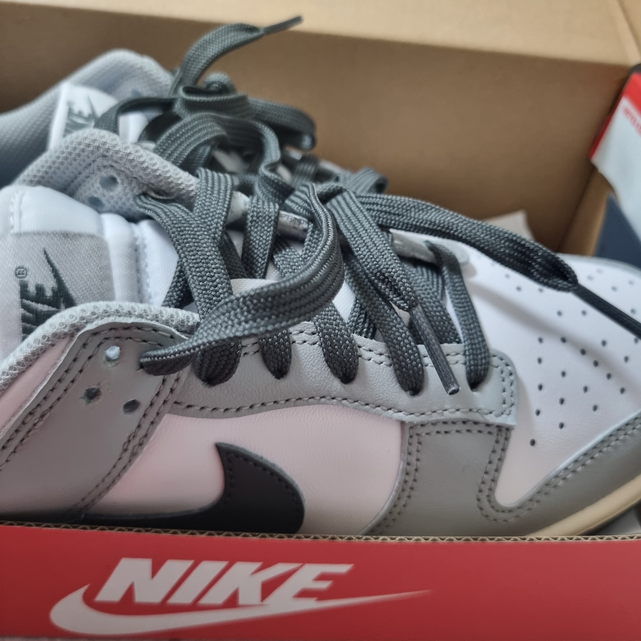 (W) Nike Dunk Low Light Smoke Grey 착용 스타일
