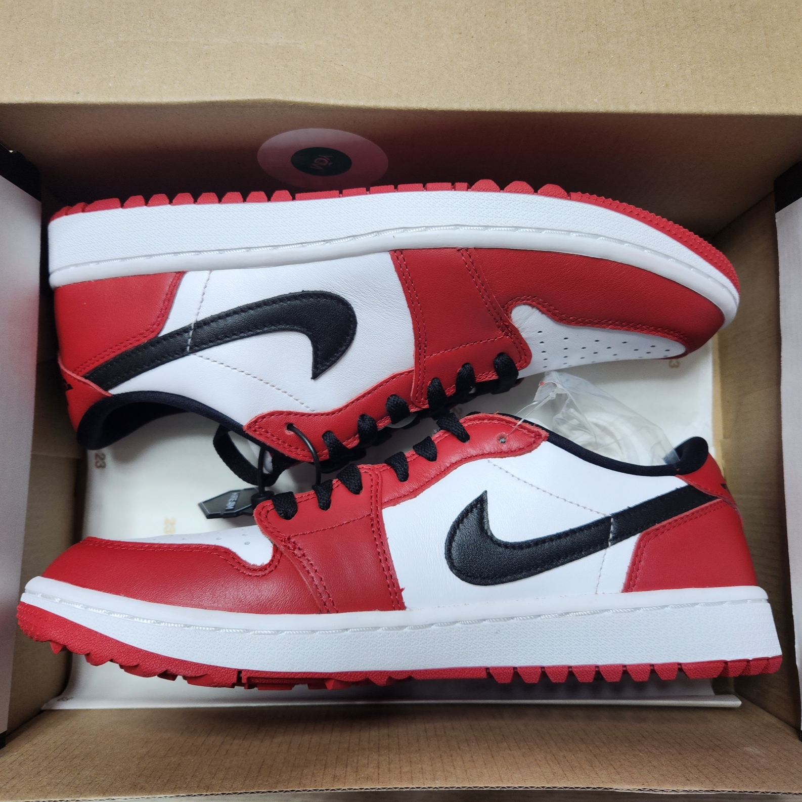 Jordan 1 Low Golf Chicago 착용 스타일 - 2