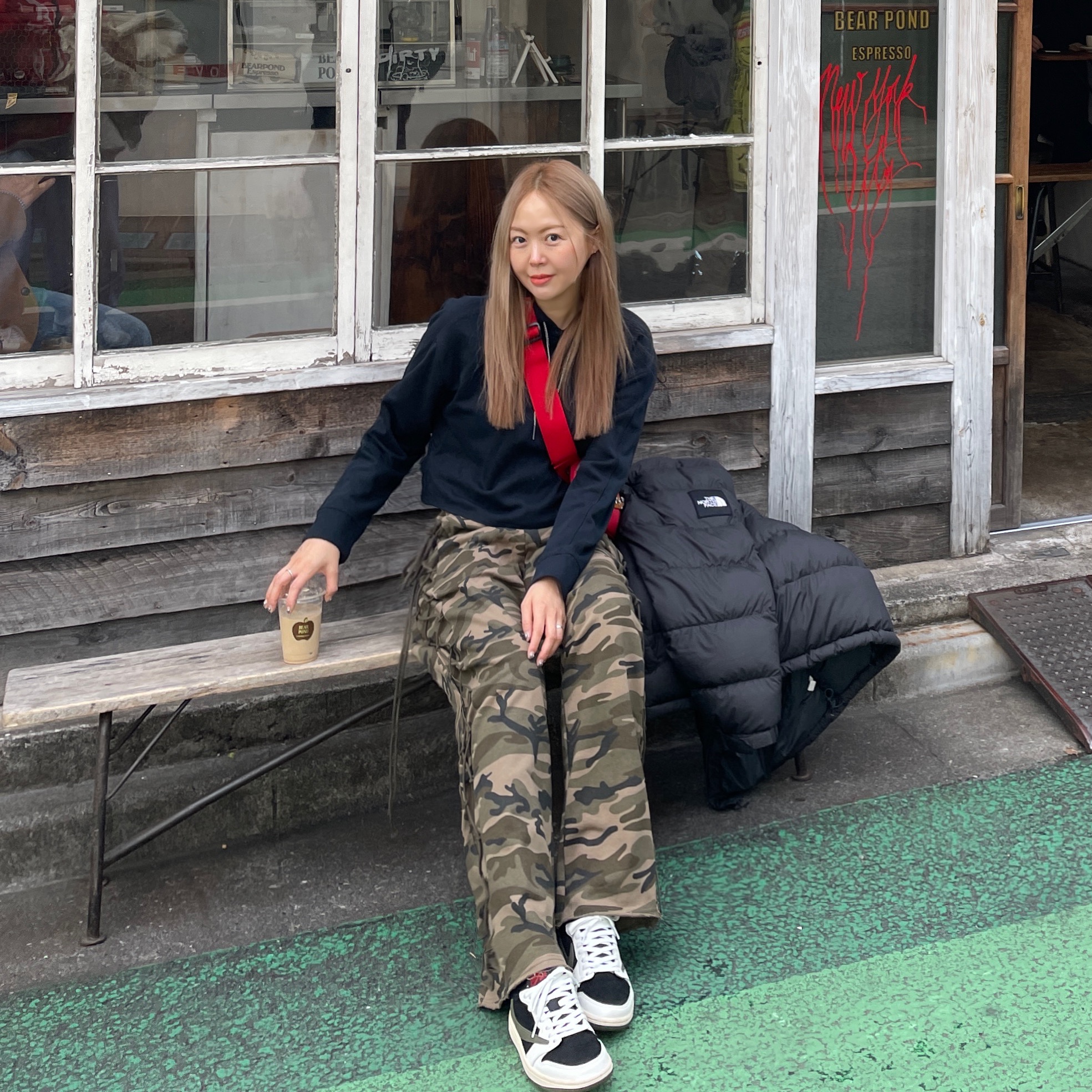 (W) Jordan 1 x Travis Scott Retro Low OG SP Medium Olive 착용 스타일