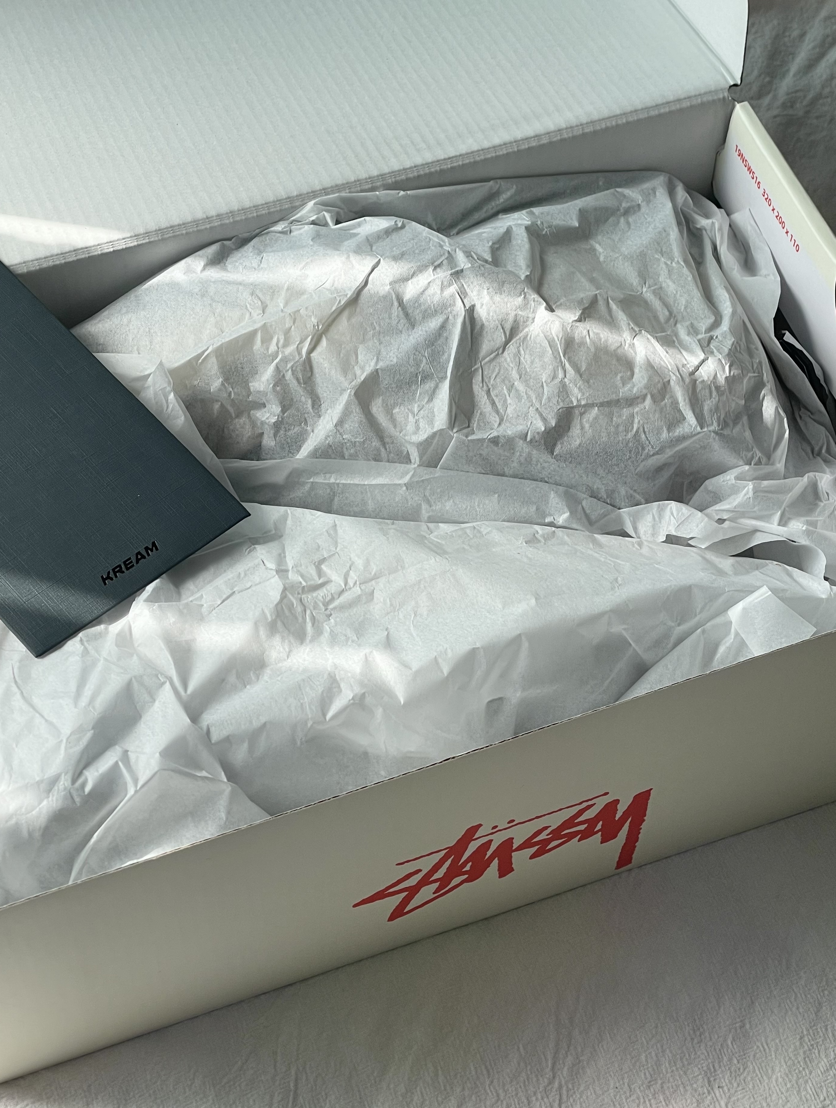 Nike x Stussy Air Penny II Rattan and Limestone 착용 스타일 - 1