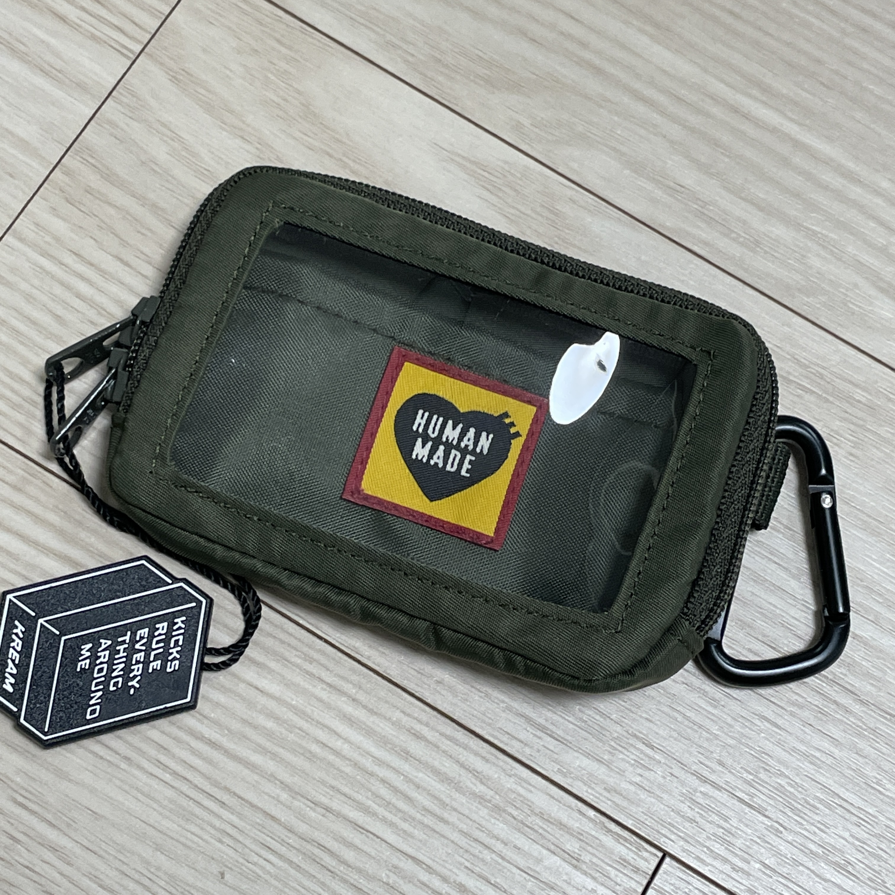 Human Made Military Card Case Olive Drab 착용 스타일