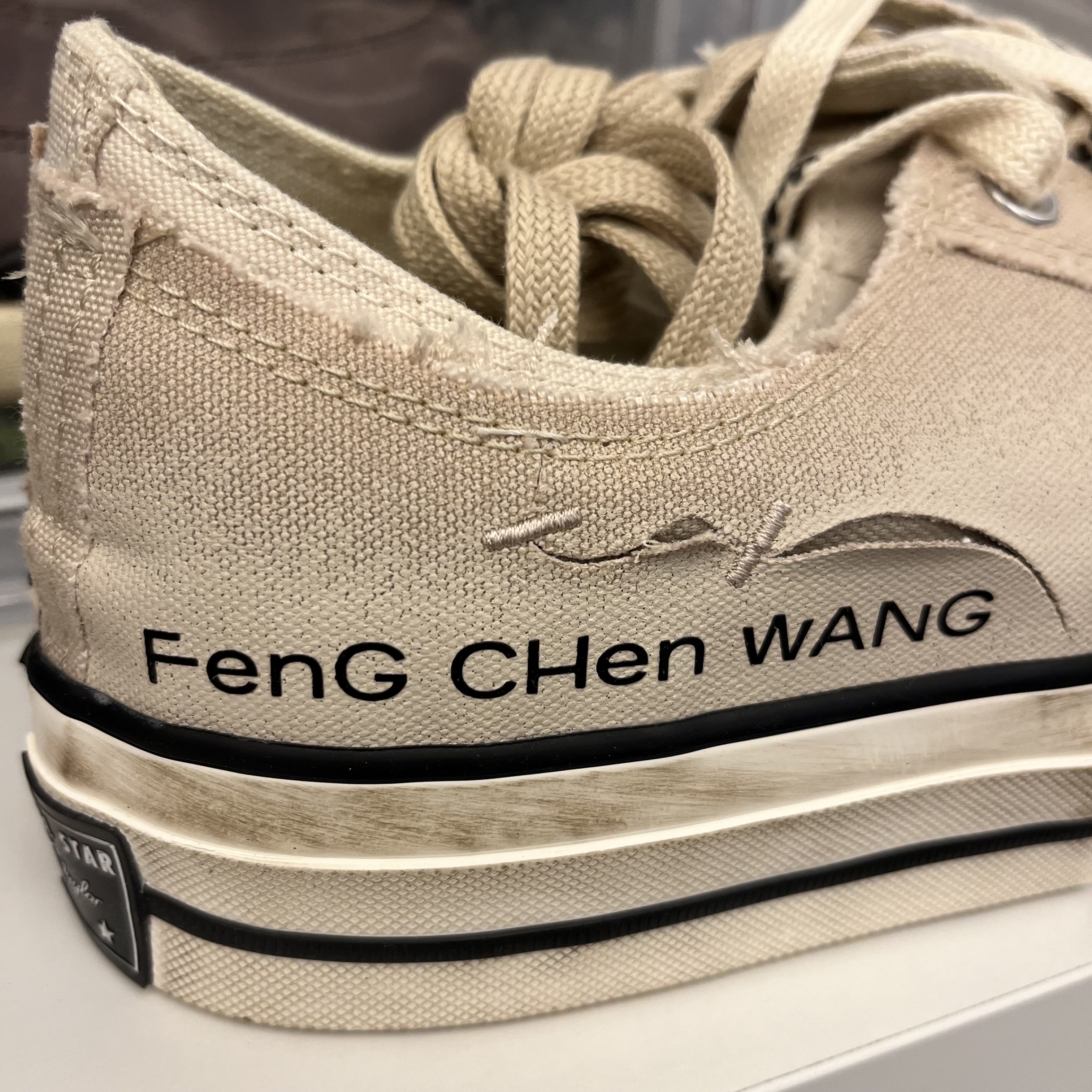 Converse x Feng Chen Wang Chuck 70 Ox 2-in-1 Brown Rice 착용 스타일 - 2