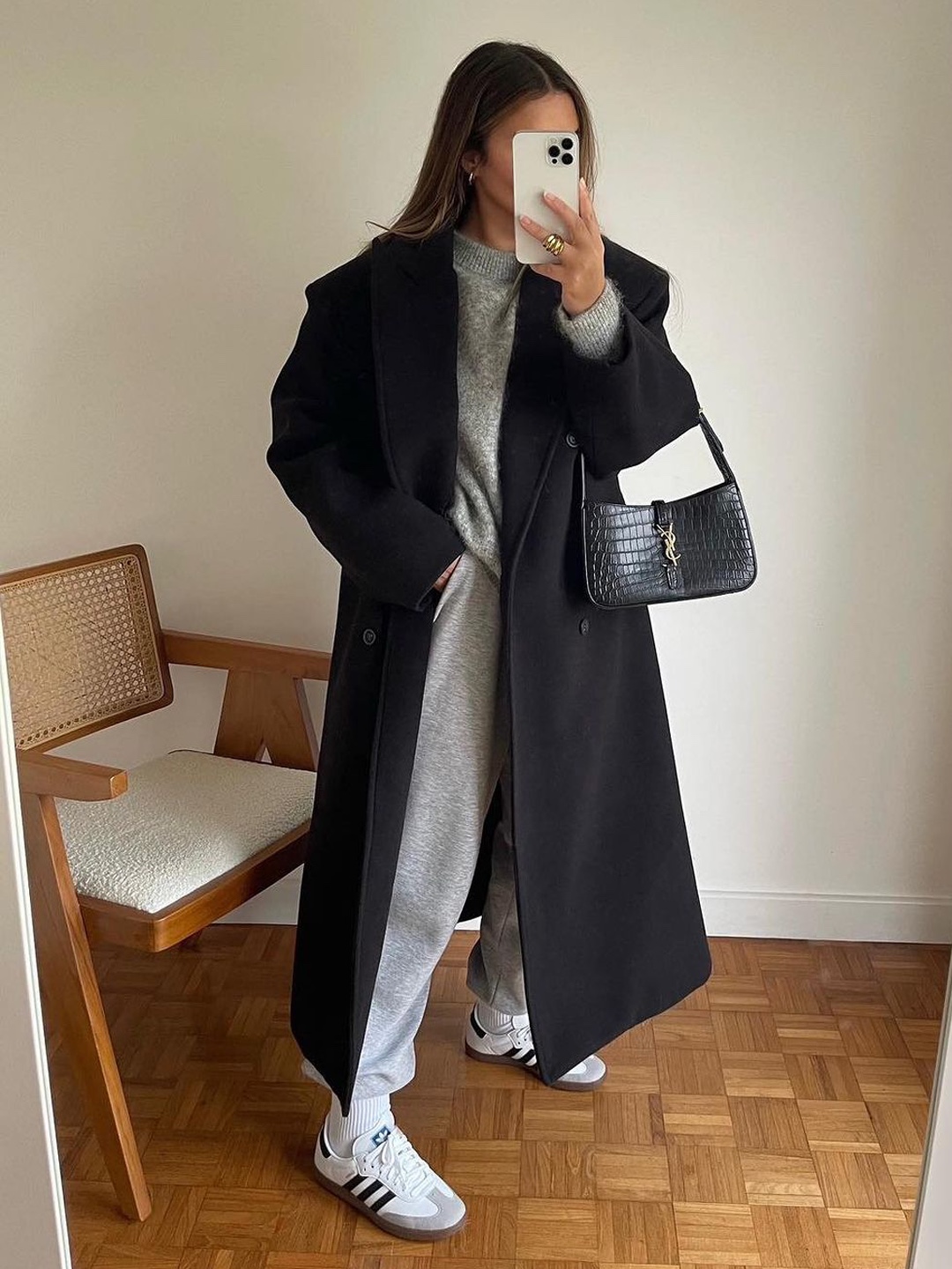Zara x Ader Error Jogger Pants Grey 착용 스타일 - 4