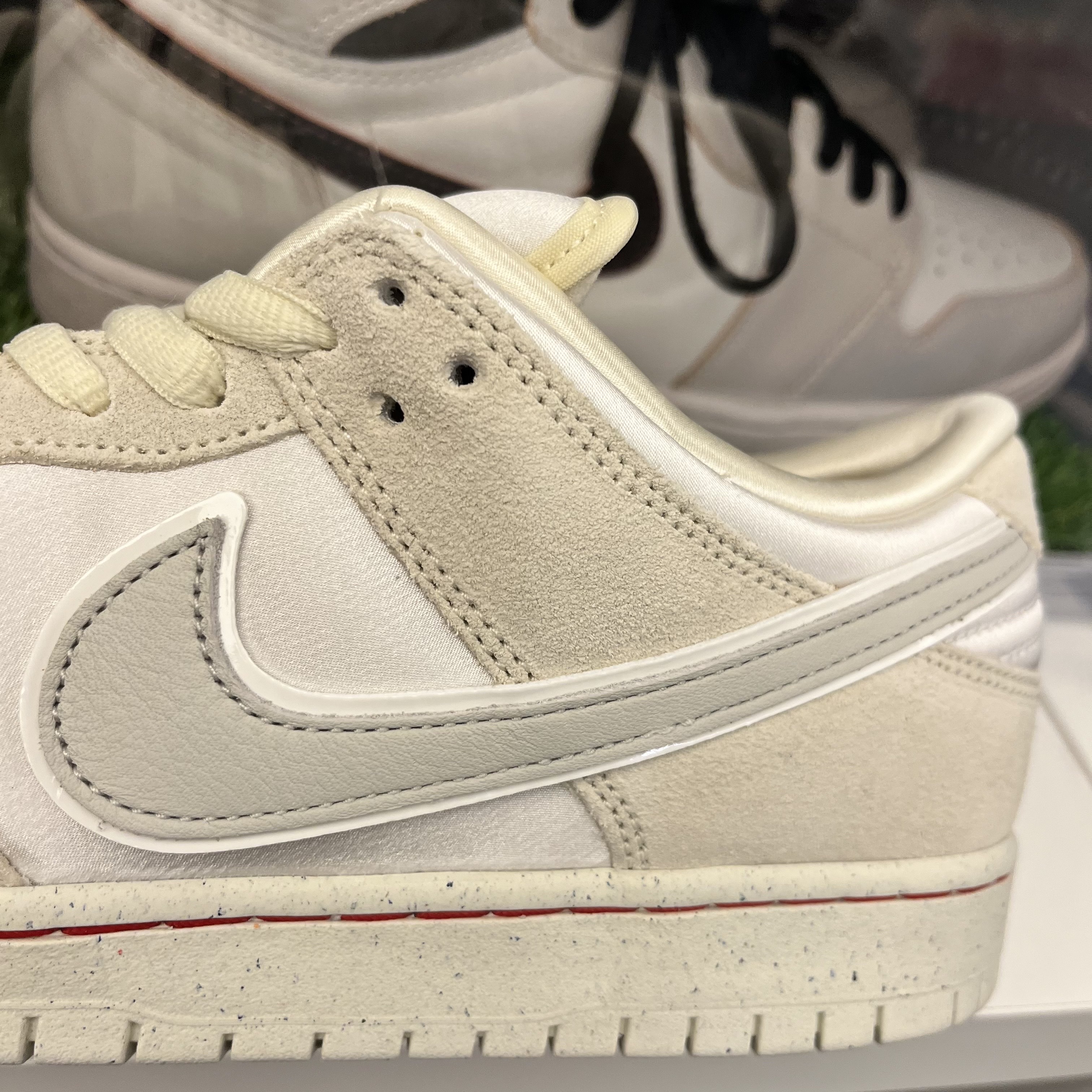 Nike SB Dunk Low PRM Coconut Milk 착용 스타일 - 3