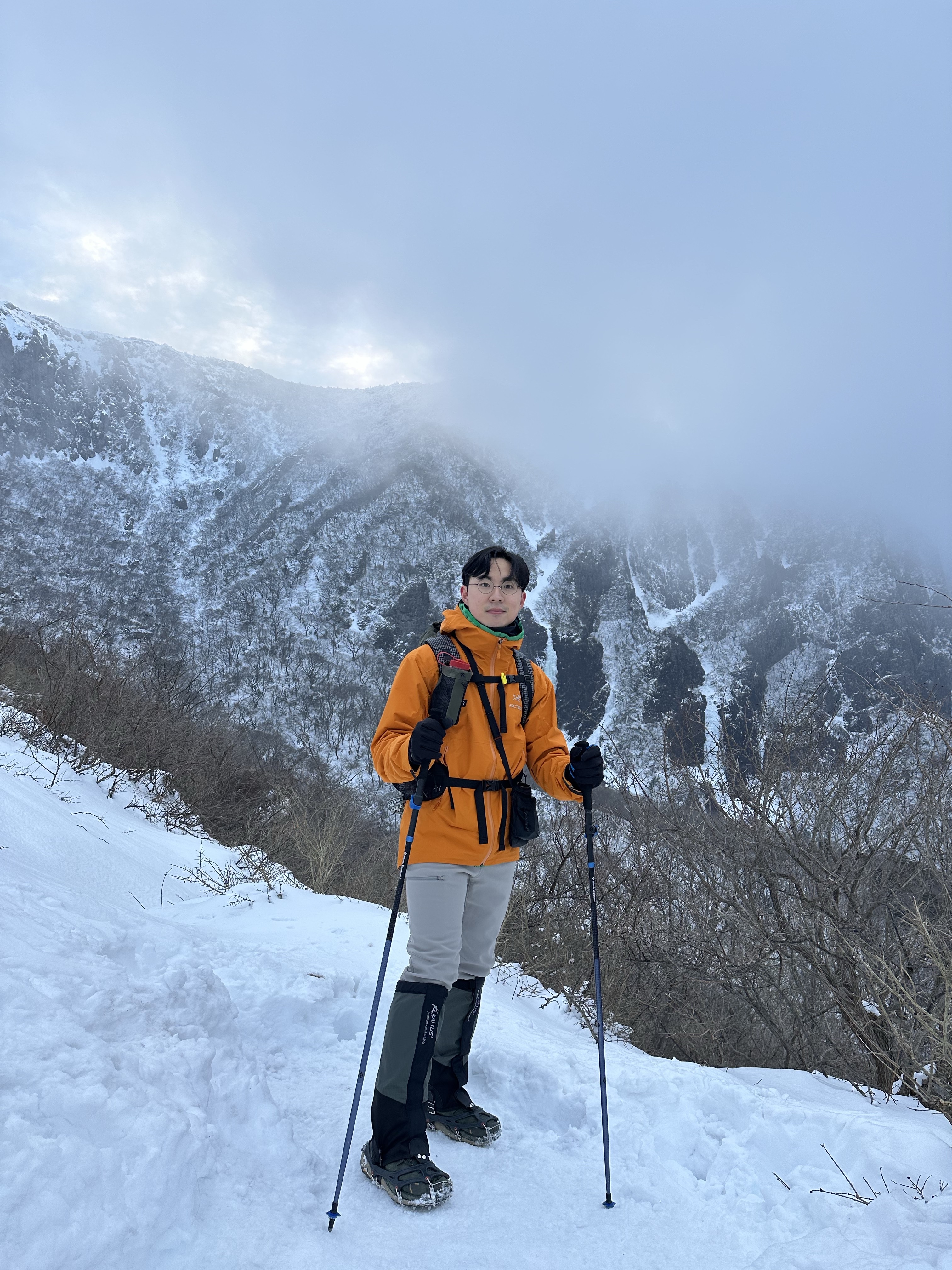 Arc'teryx Zeta SL Jacket Wildchild 착용 스타일 - 1