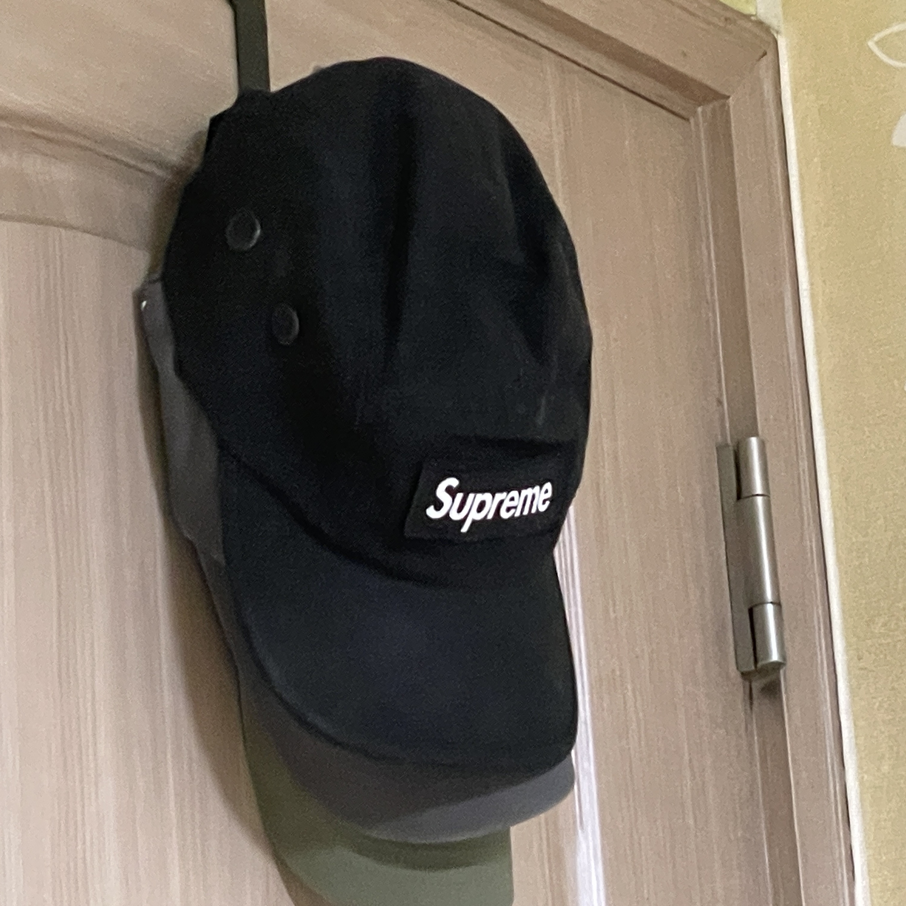 Supreme Military Camp Cap Black - 23FW 착용 스타일