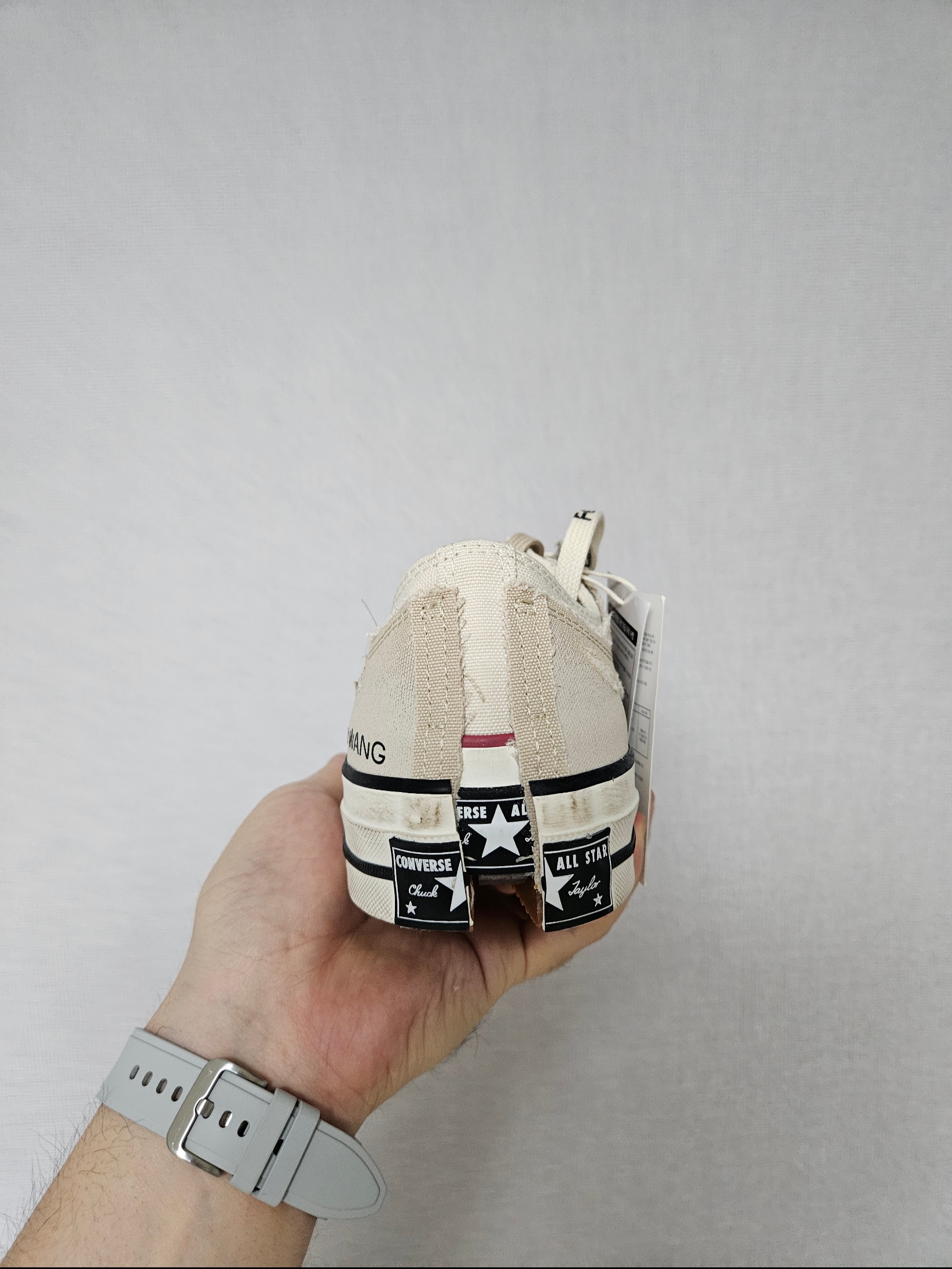 Converse x Feng Chen Wang Chuck 70 Ox 2-in-1 Brown Rice 착용 스타일 - 3