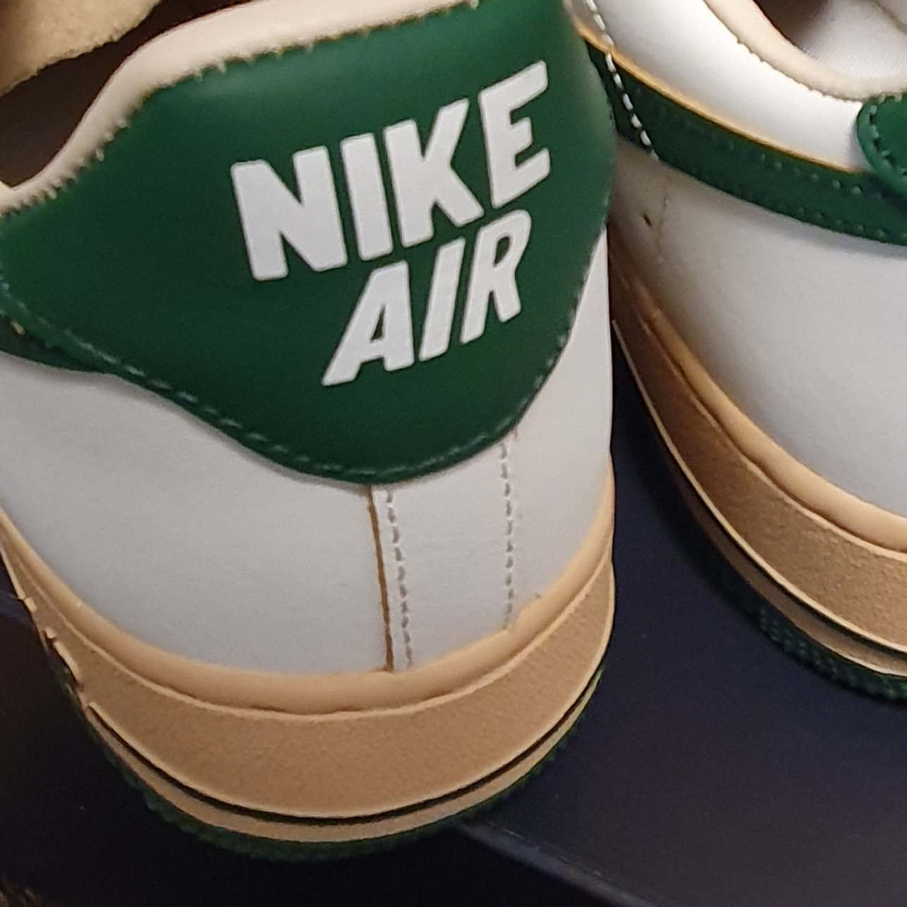 (W) Nike Air Force 1 Low Gorge Green 착용 스타일 - 3