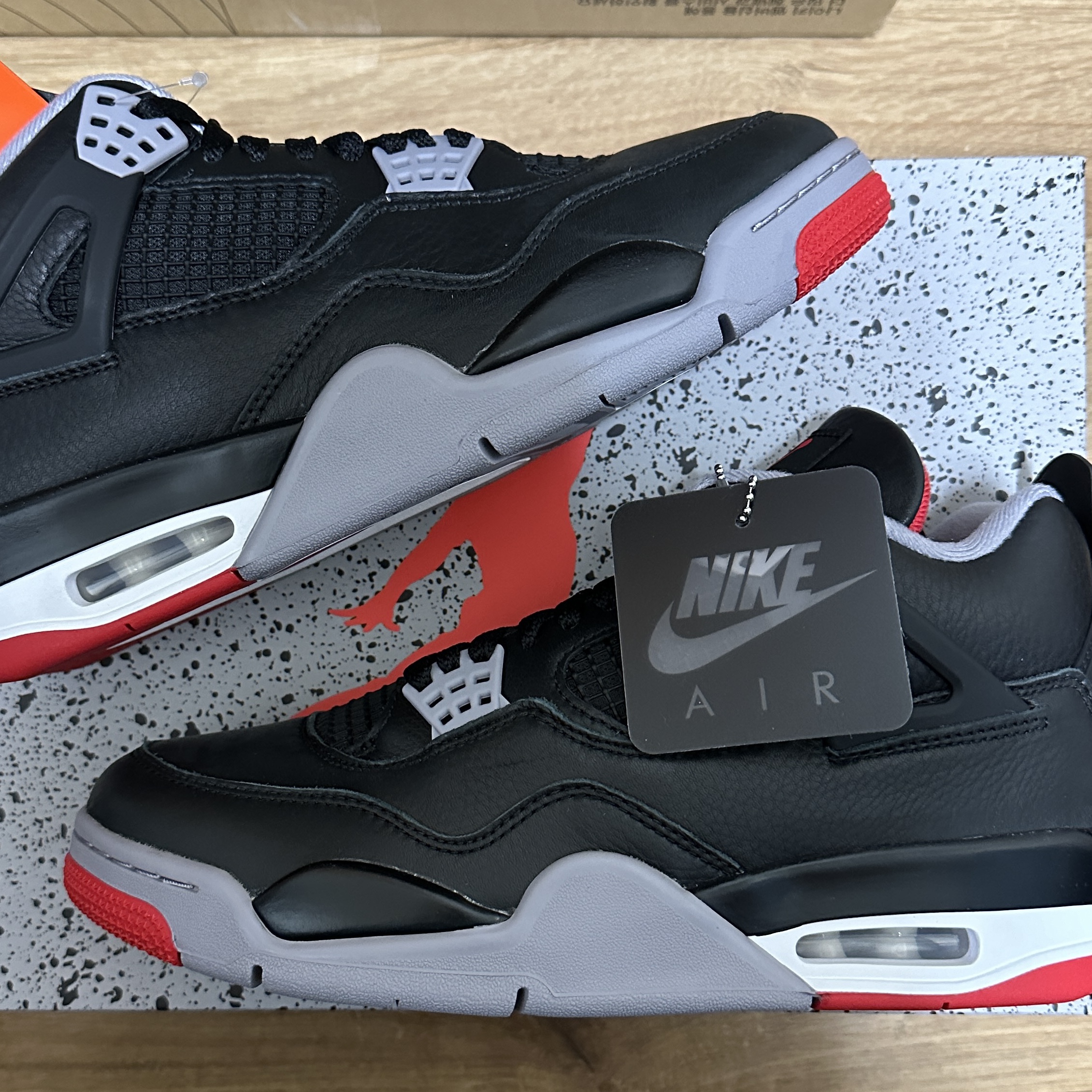 Jordan 4 Retro Bred Reimagined 착용 스타일 - 6