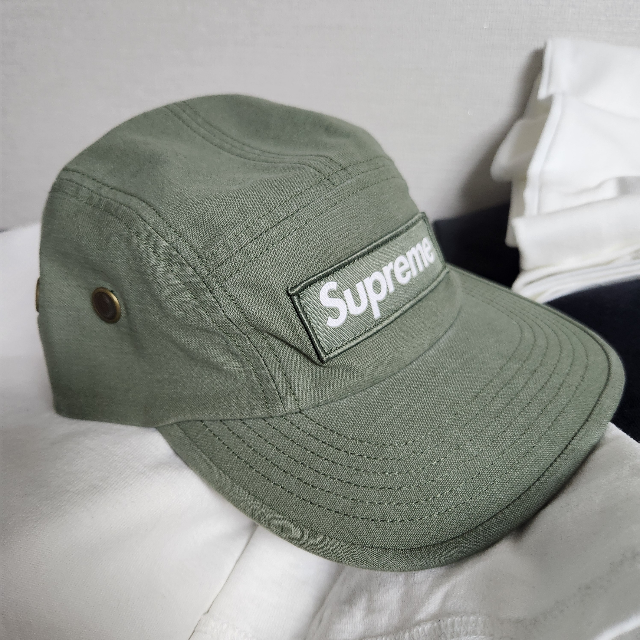 Supreme Military Camp Cap Olive - 23FW 착용 스타일