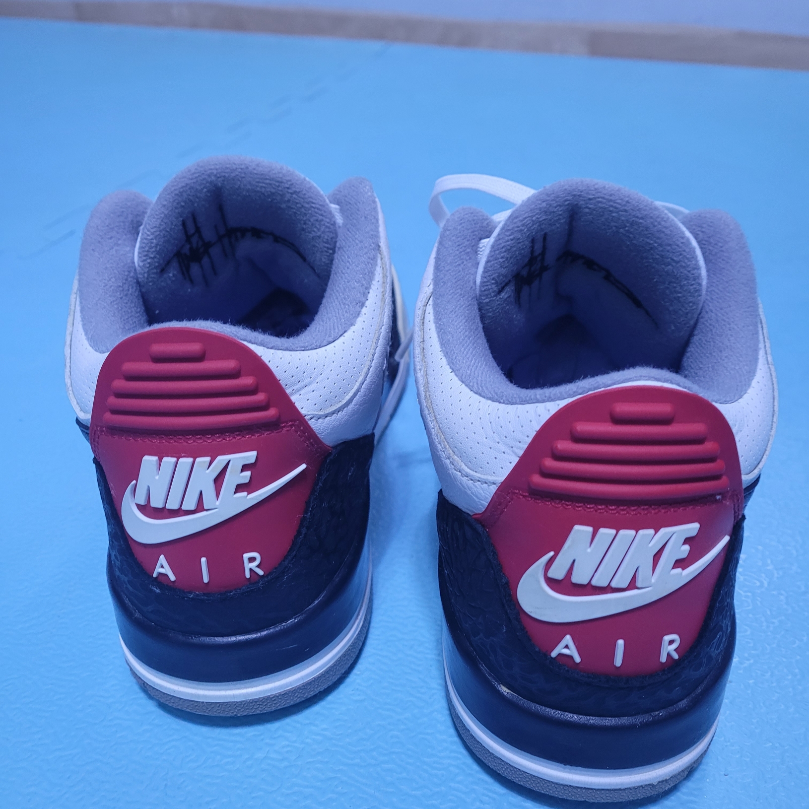 Jordan 3 Retro Tinker Hatfield 착용 스타일 - 3
