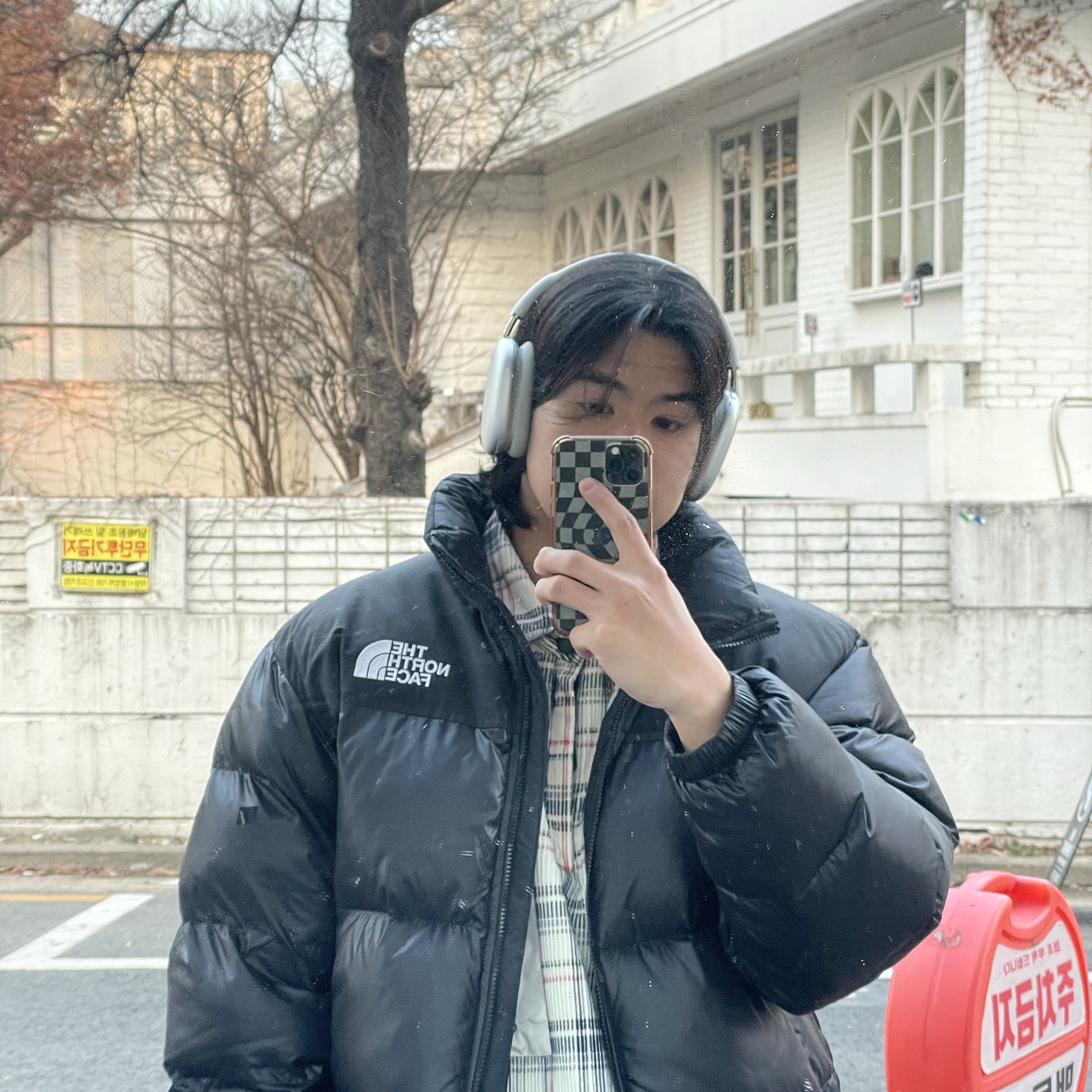 The North Face On Ball Jacket Black 착용 스타일