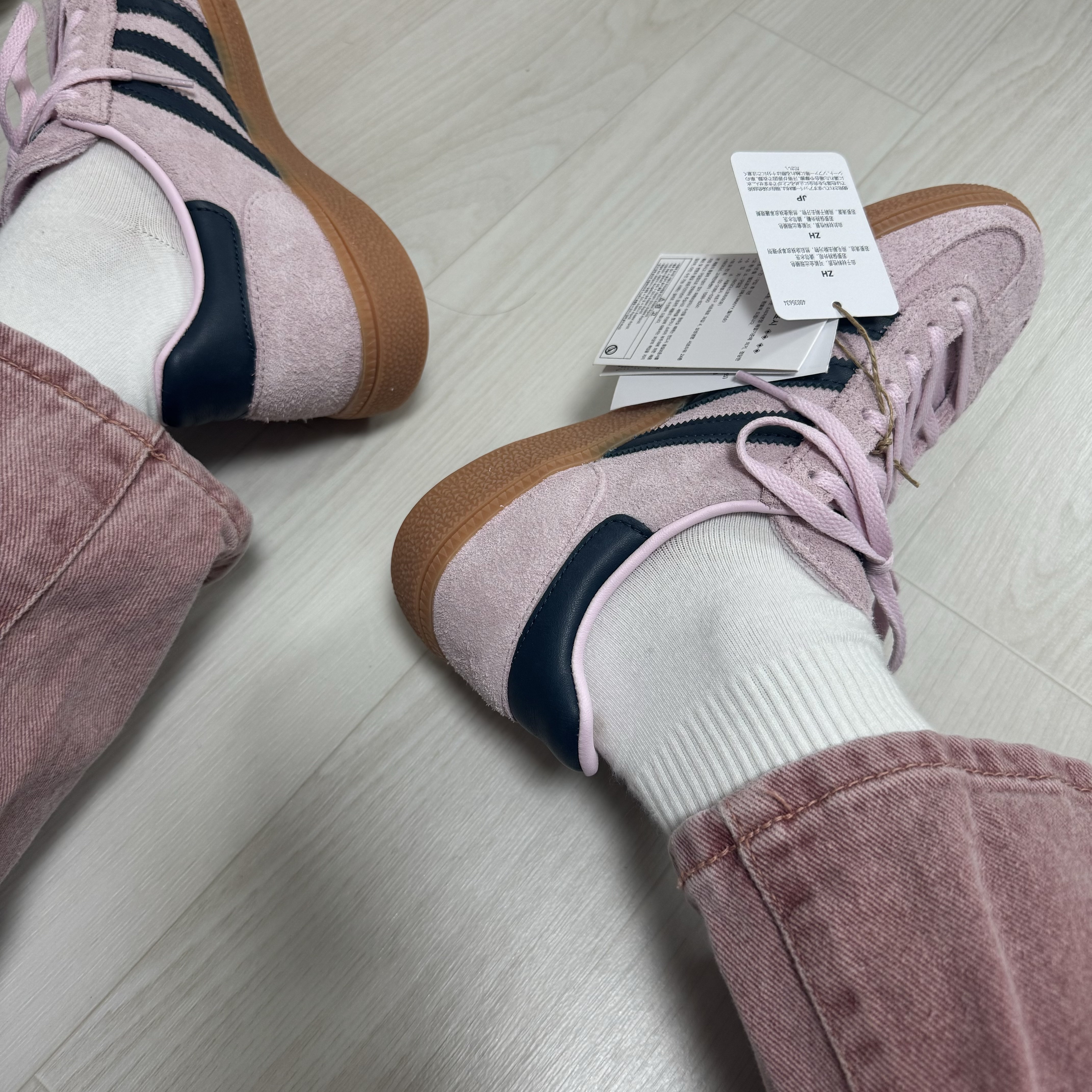 (W) Adidas Spezial Handball Clear Pink 착용 스타일