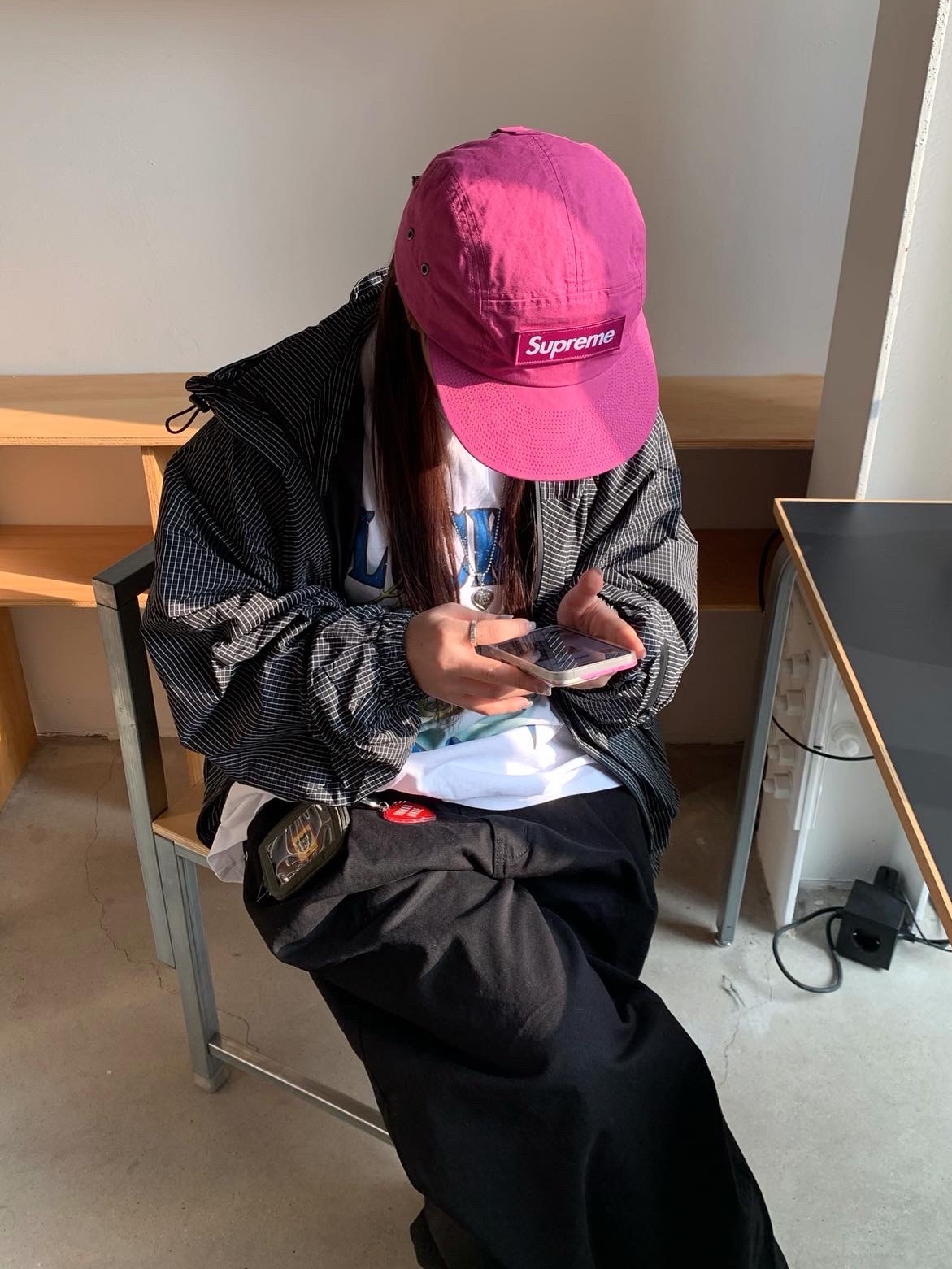 Supreme Waxed Cotton Camp Cap Magenta - 23FW, Human Made Military Card Case Olive Drab 착용 스타일 - 1