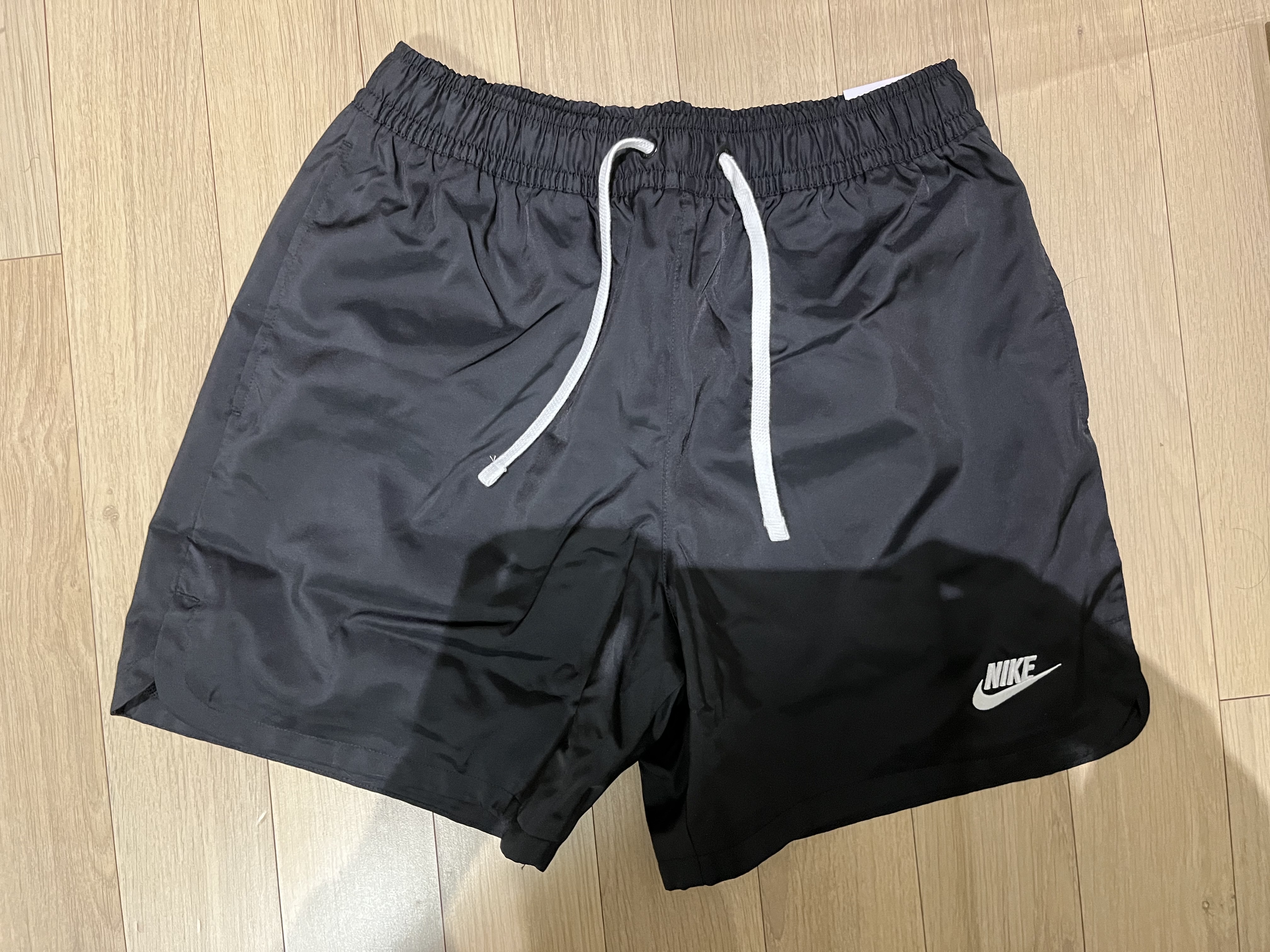 Nike NSW Woven Lined Flow Shorts Black - Asia 착용 스타일