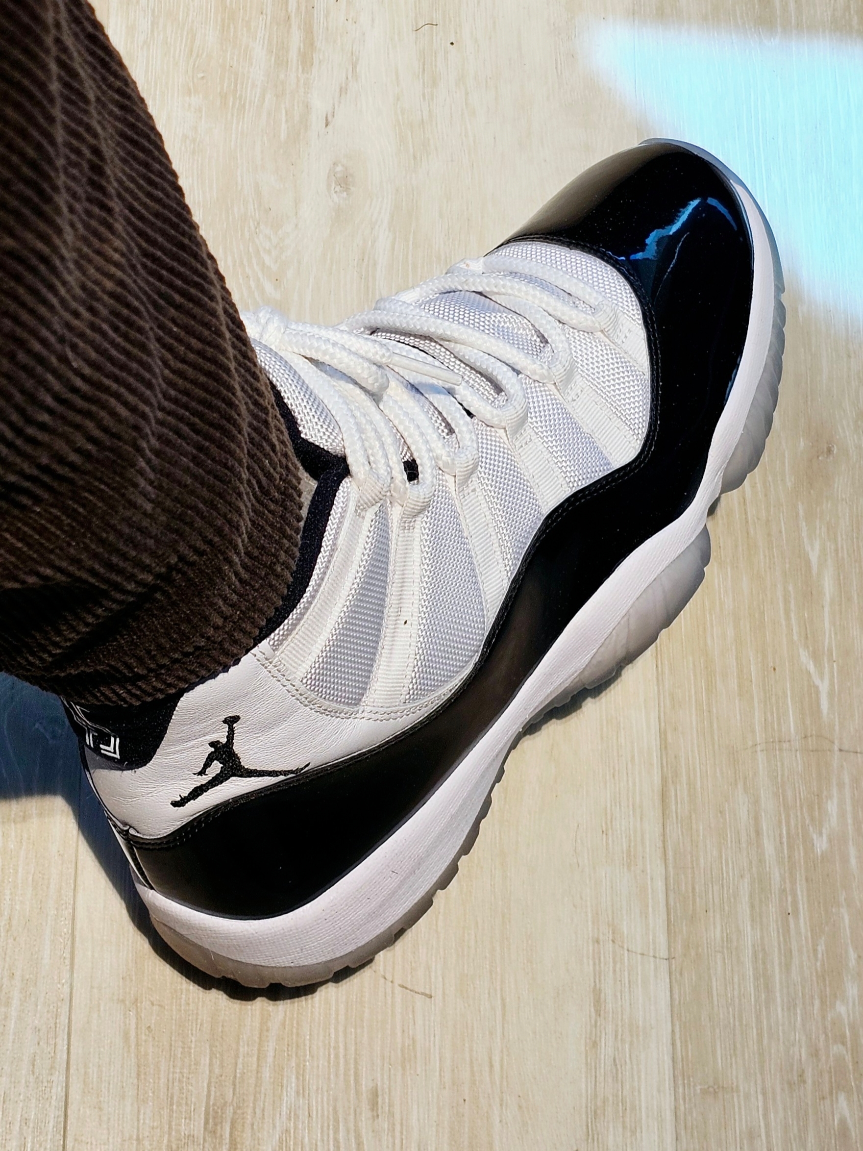 Jordan 11 Retro Concord 2018 착용 스타일