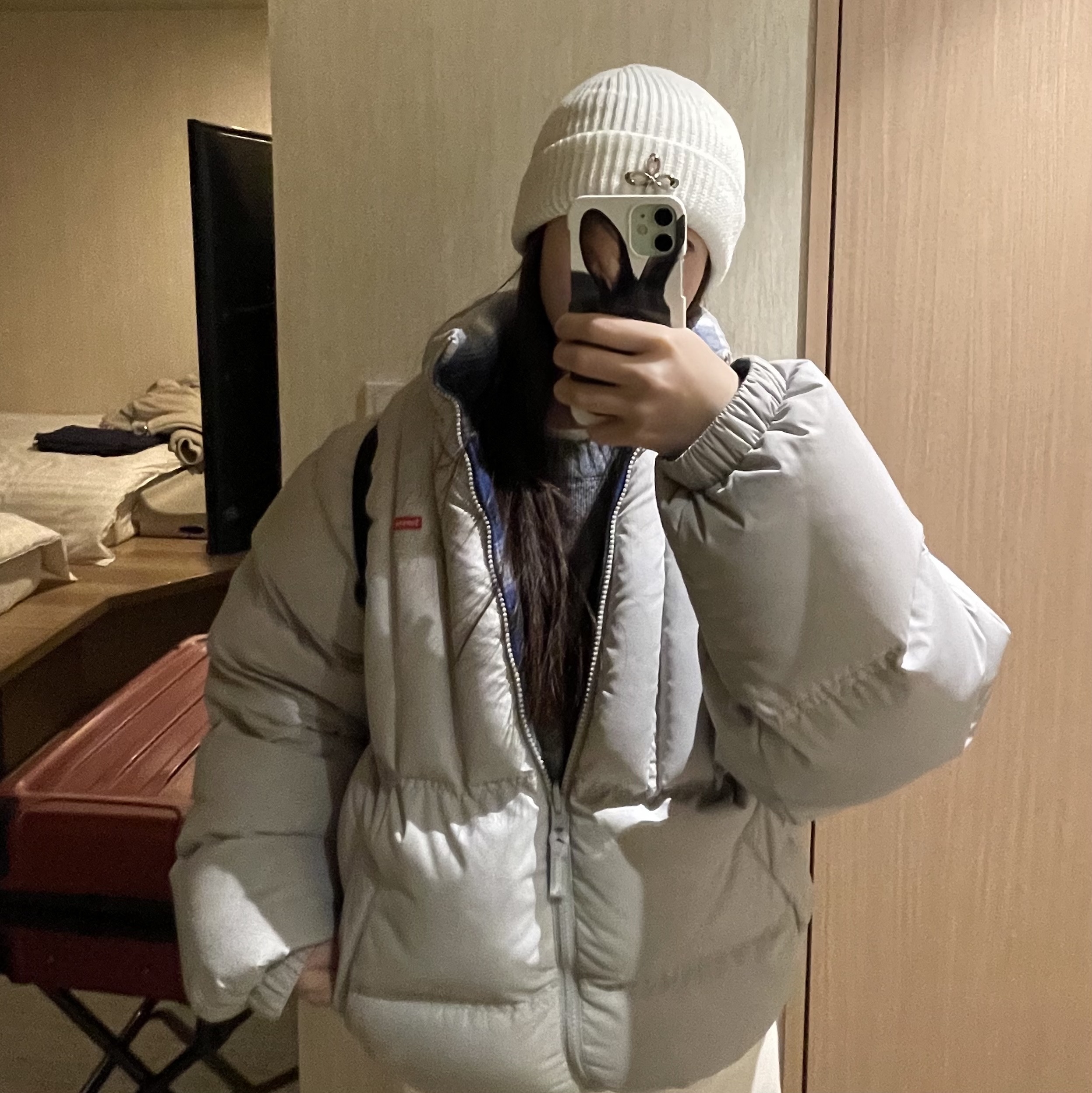 (W) Moon Boot Icon Low Nylon Boots Black, Surgery Clover Logo Beanie Ver.2 White 착용 스타일 - 6