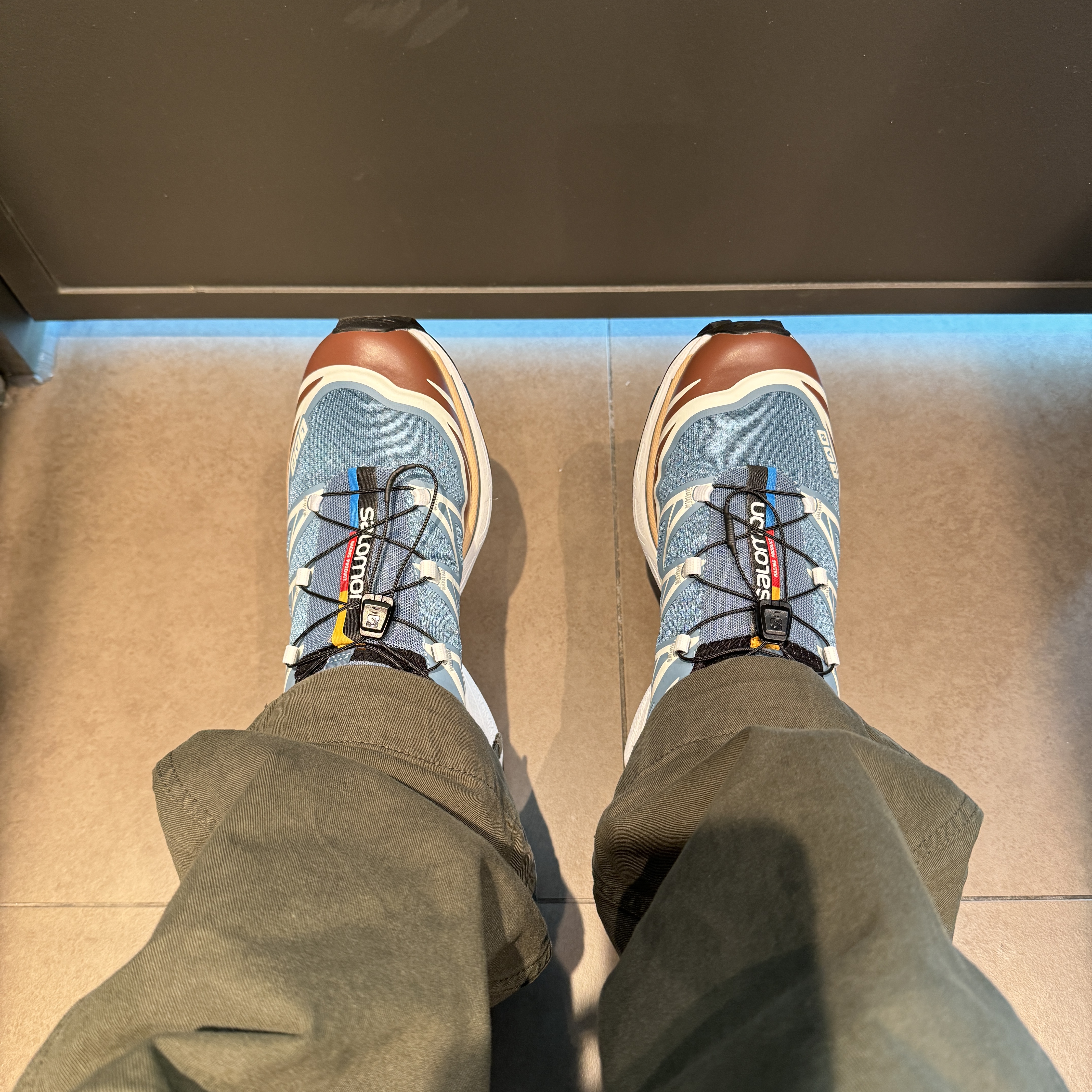 Salomon XT-6 Aegean Blue Tortoise Shell 착용 스타일