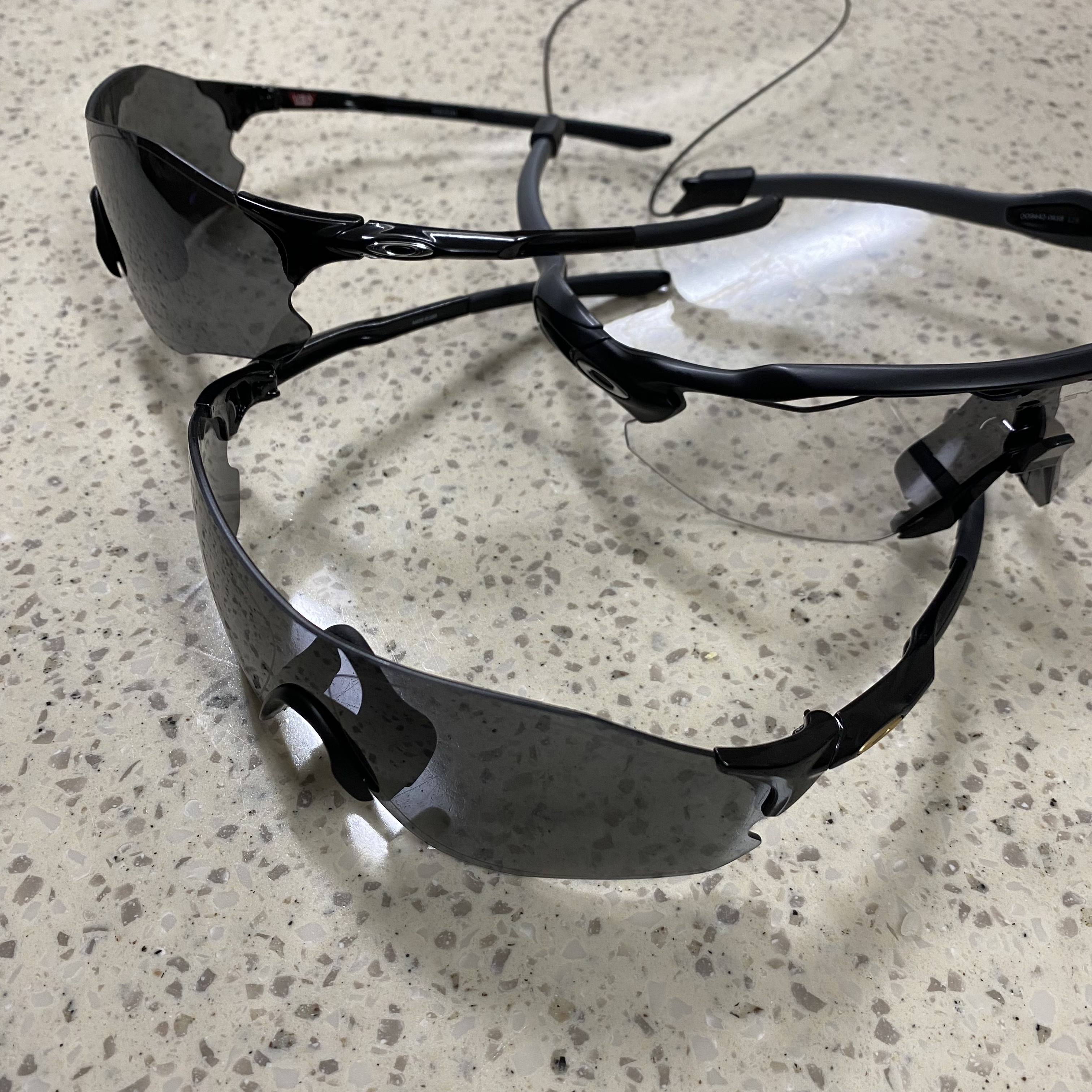 Oakley EV Zero Path Steel Frame Prizm Golf Lenses Low Bridge Fit 착용 스타일