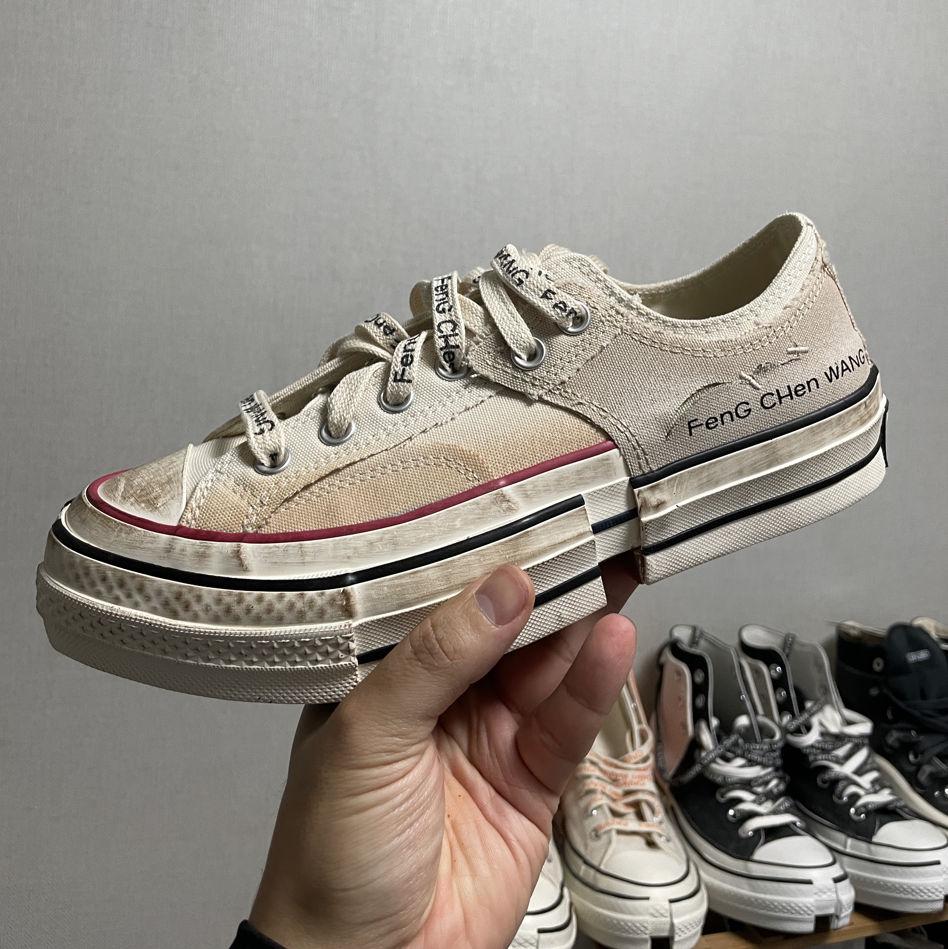 Converse x Feng Chen Wang Chuck 70 Ox 2-in-1 Brown Rice 착용 스타일 - 2