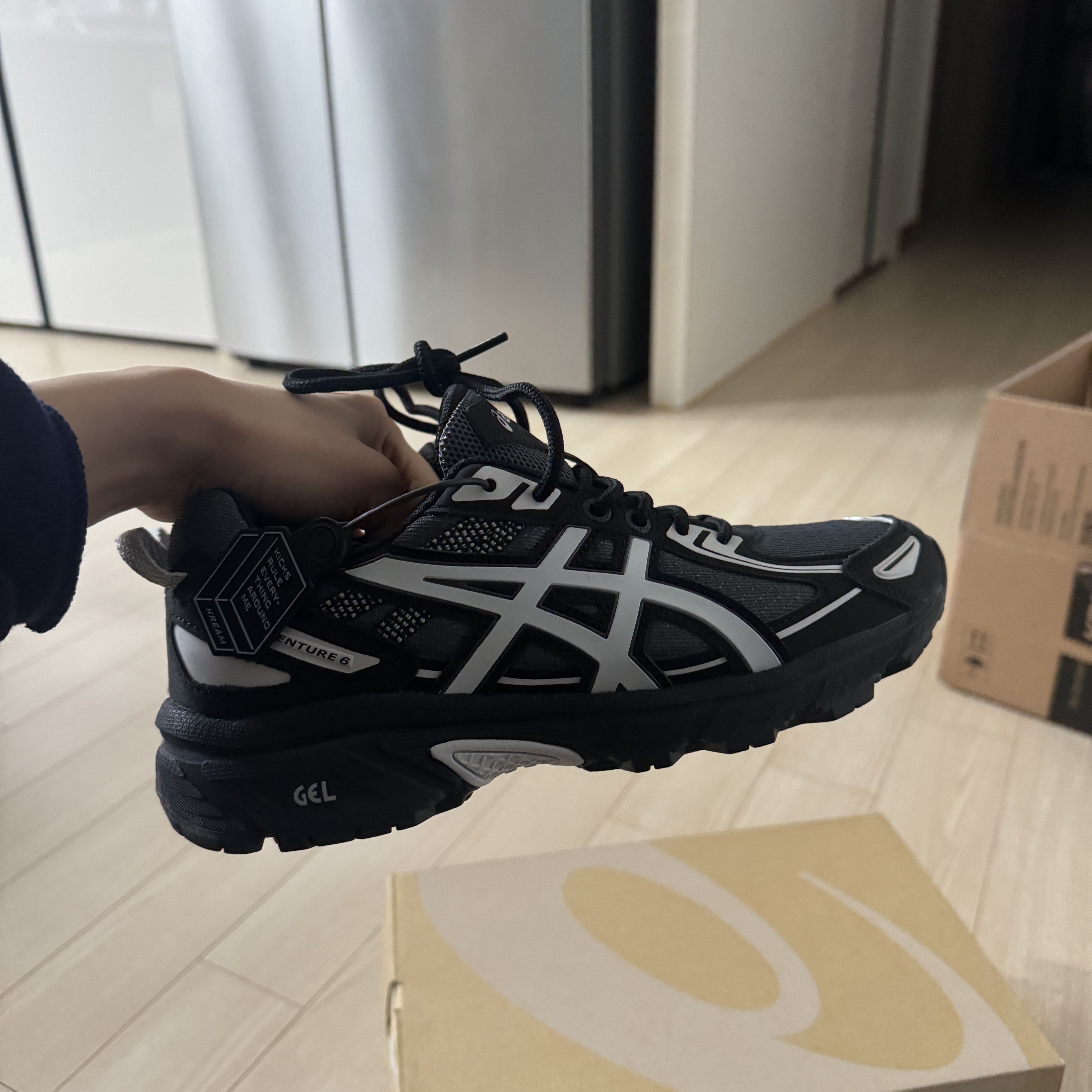 Asics Gel-Venture 6 Carrier Grey 착용 스타일
