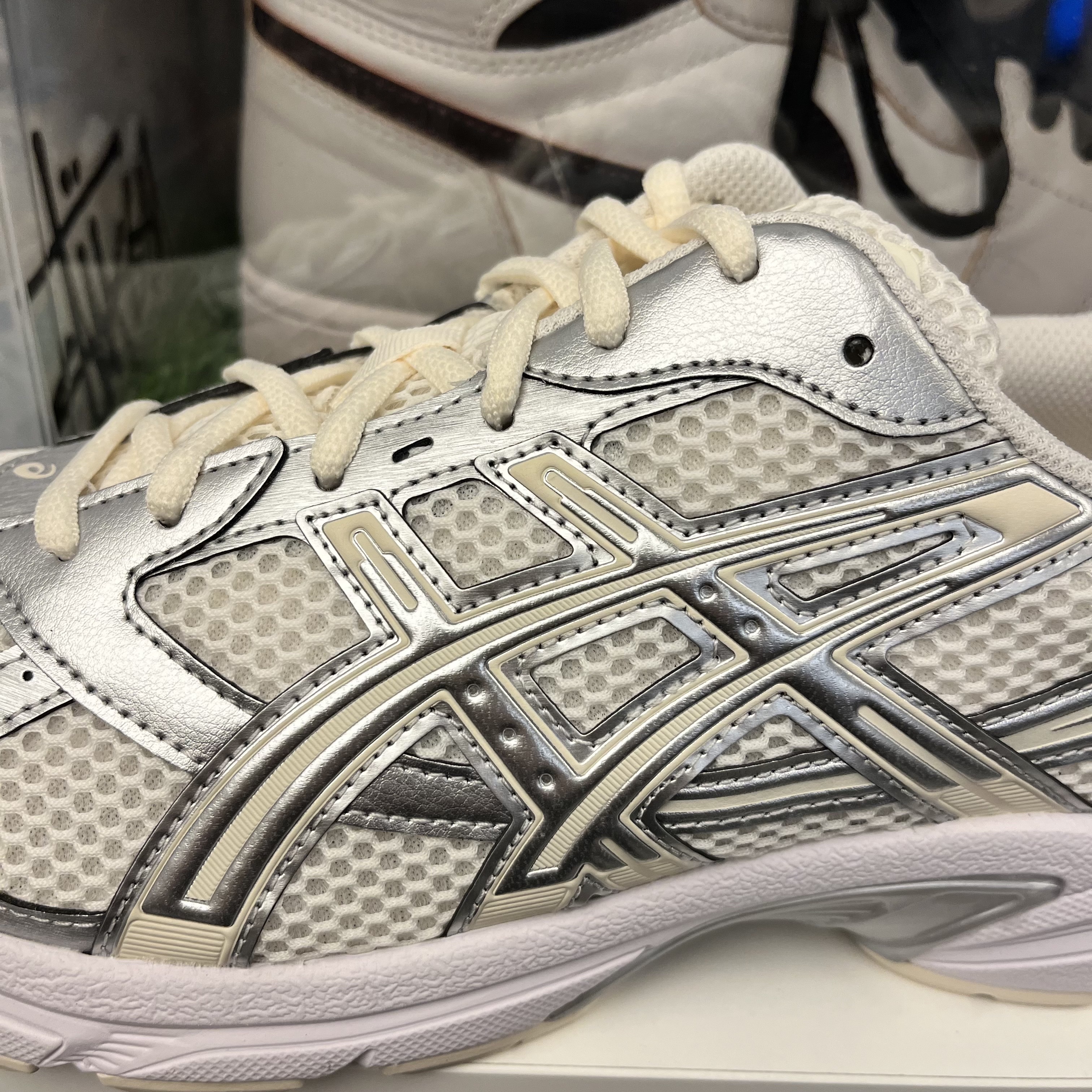 (W) Asics Gel-1130 Cream Pure Silver 착용 스타일 - 1