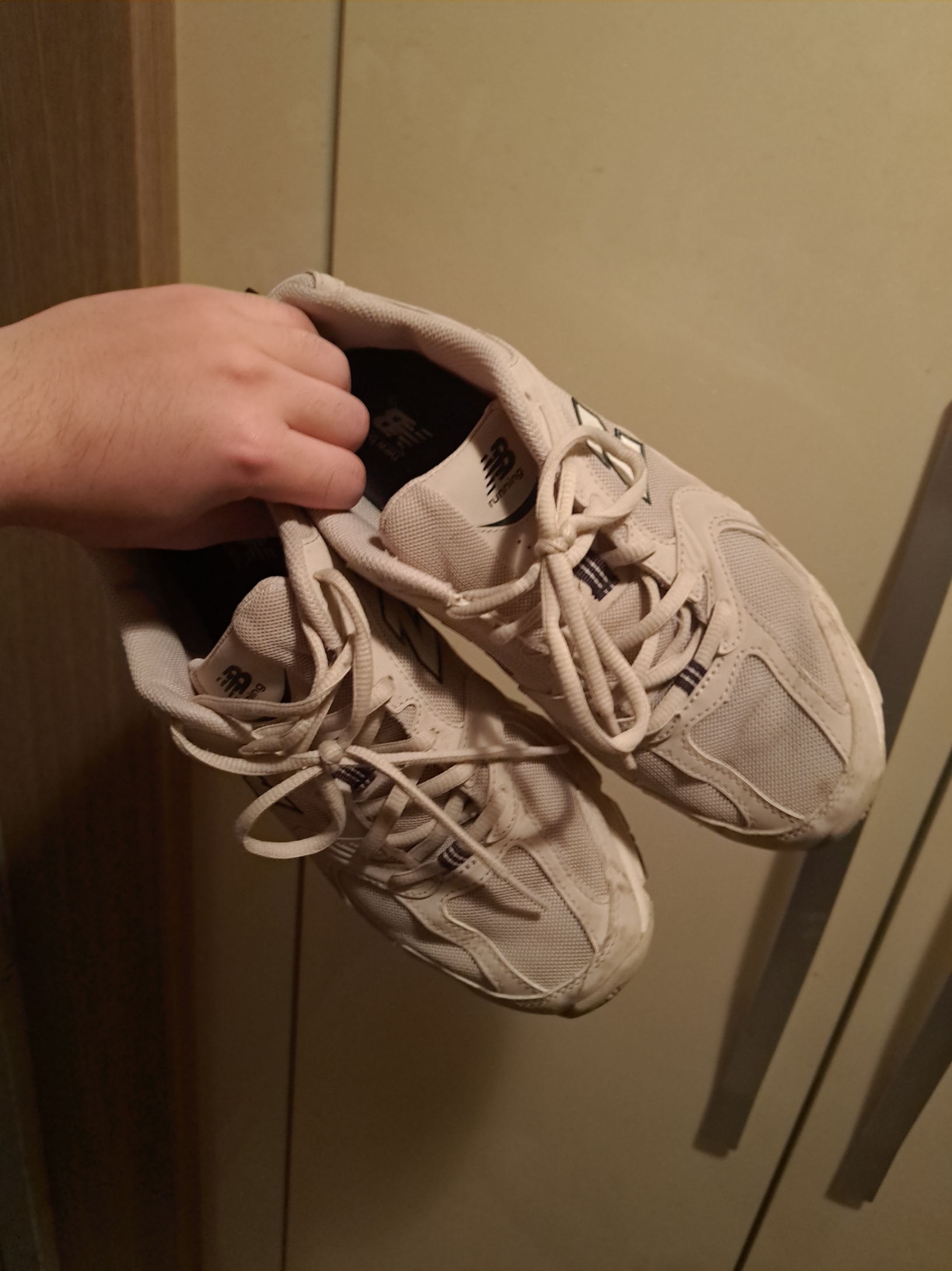 New Balance 530 Ivory 착용 스타일 - 2