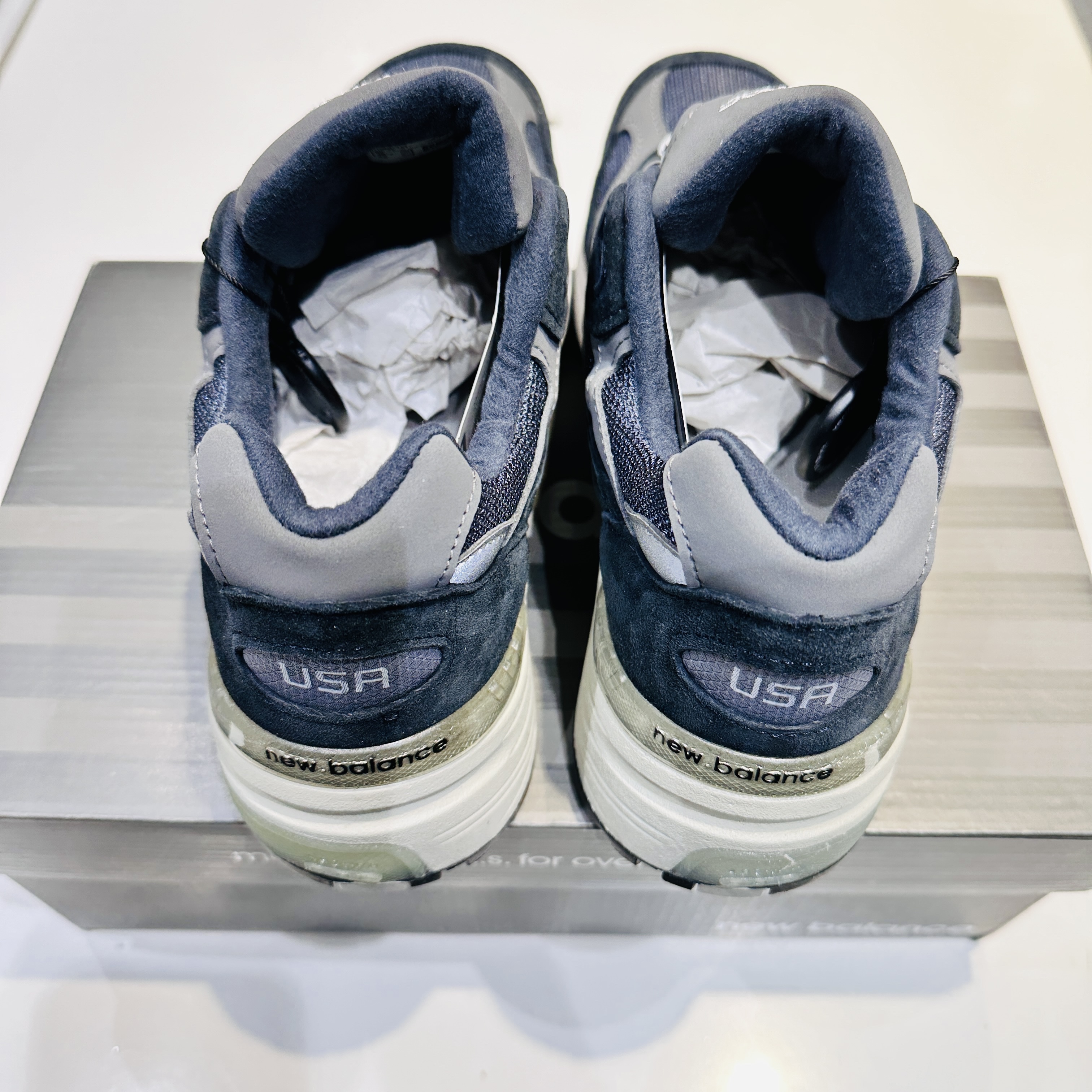 New Balance 992 Made in USA Navy 착용 스타일 - 3