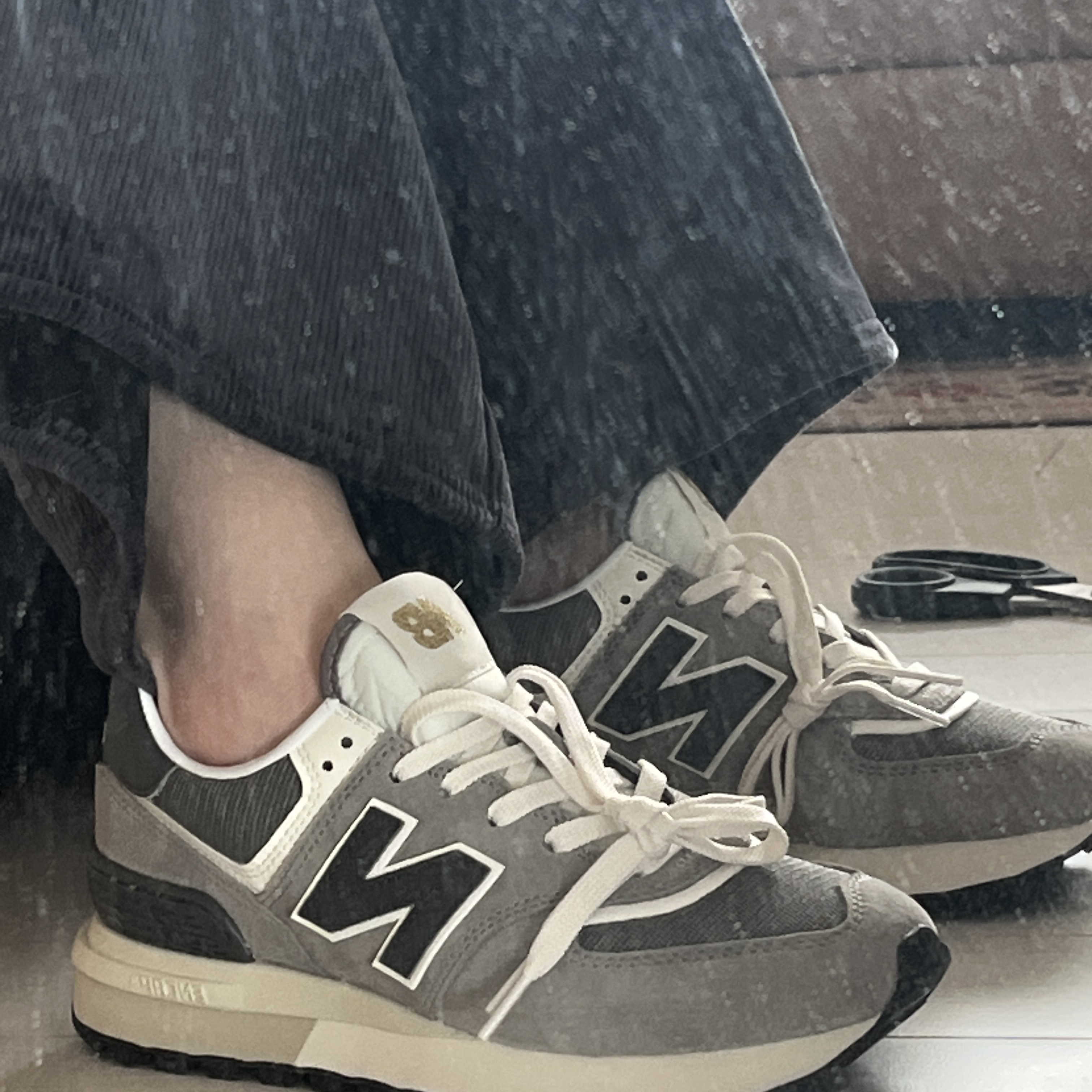 New Balance 574 Legacy Grey 착용 스타일