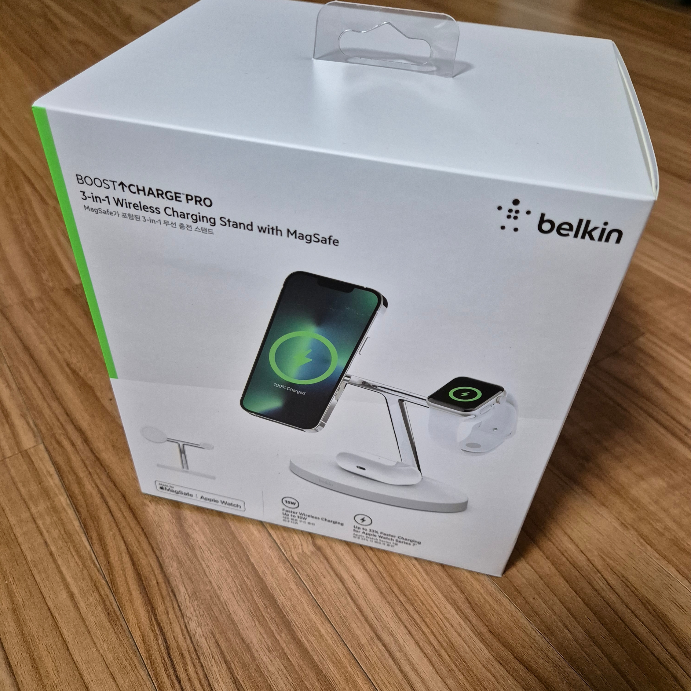 Belkin 3-in-1 MagSafe 15W Wireless Charging Stand WIZ017kr White 착용 스타일