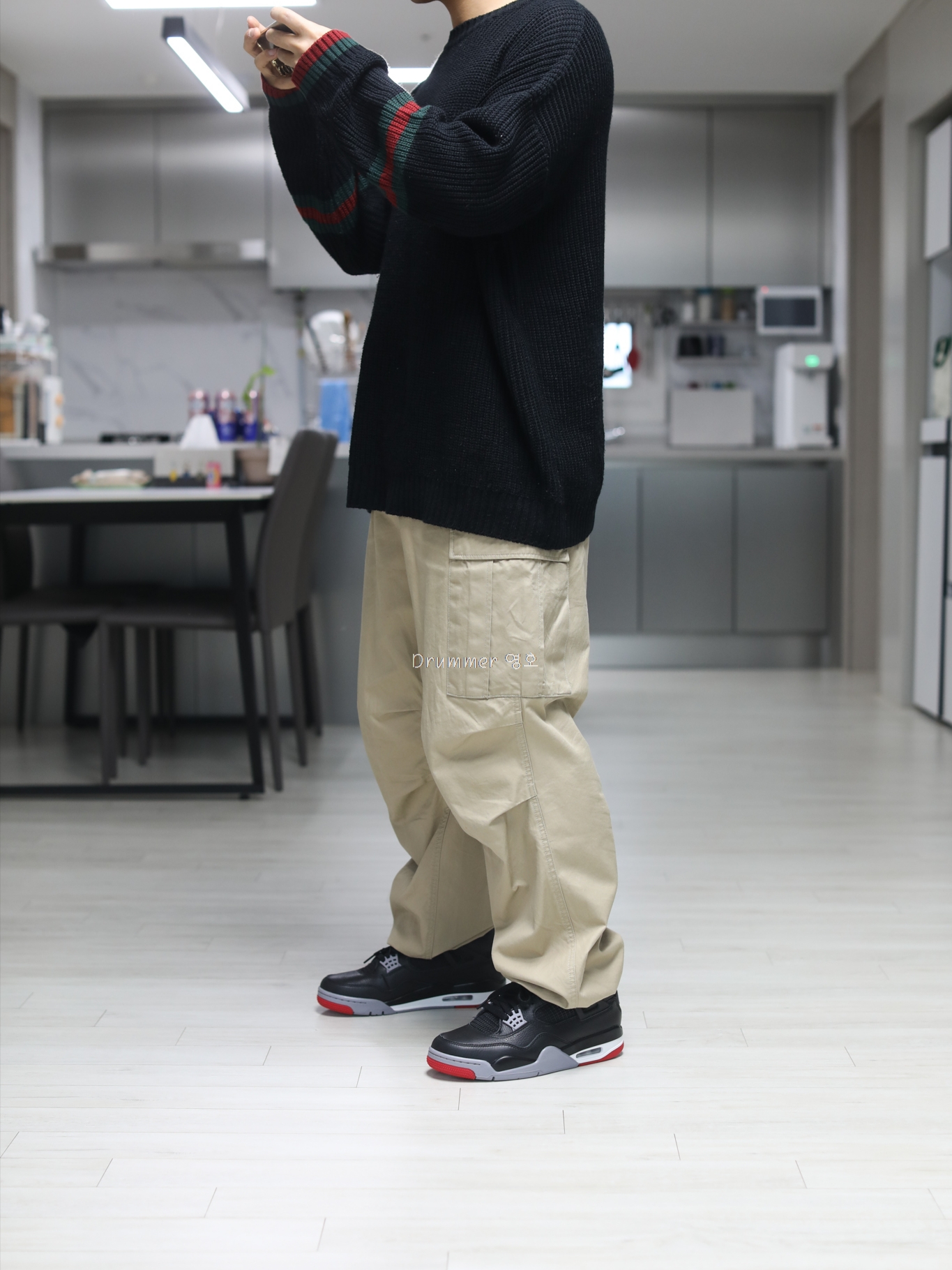 Jordan 4 Retro Bred Reimagined 착용 스타일