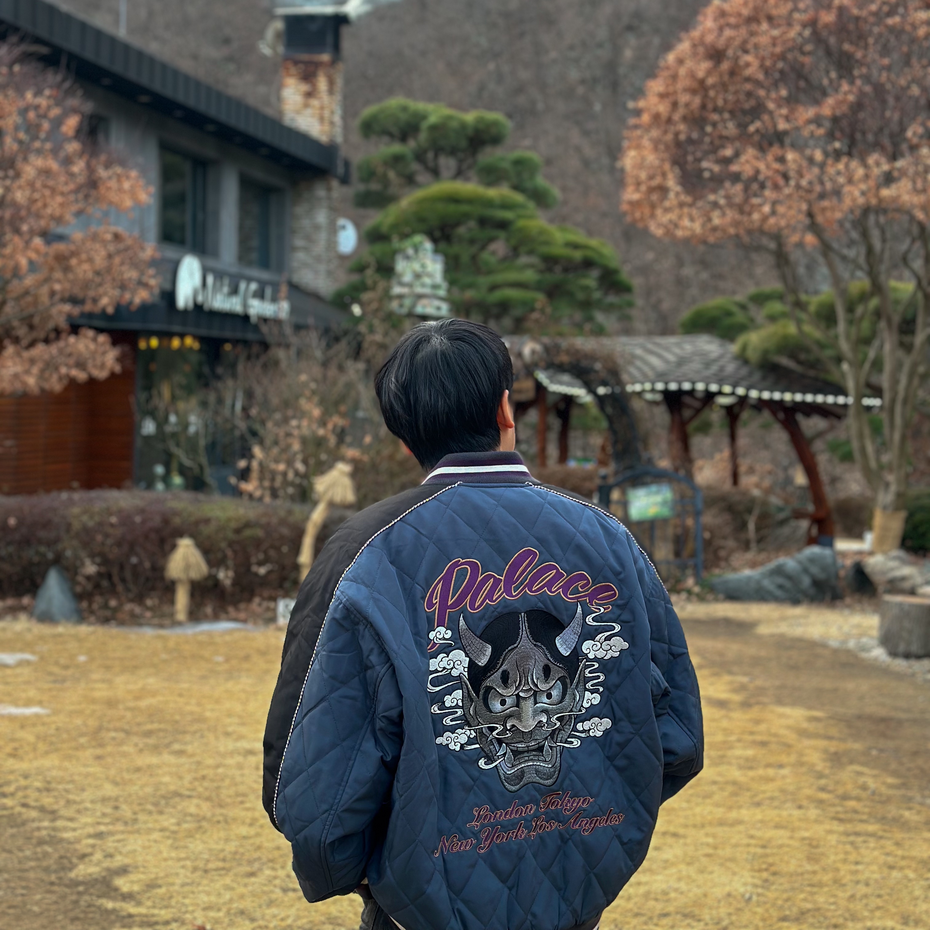 Palace Festival Bomber Jacket Black - 23FW 착용 스타일