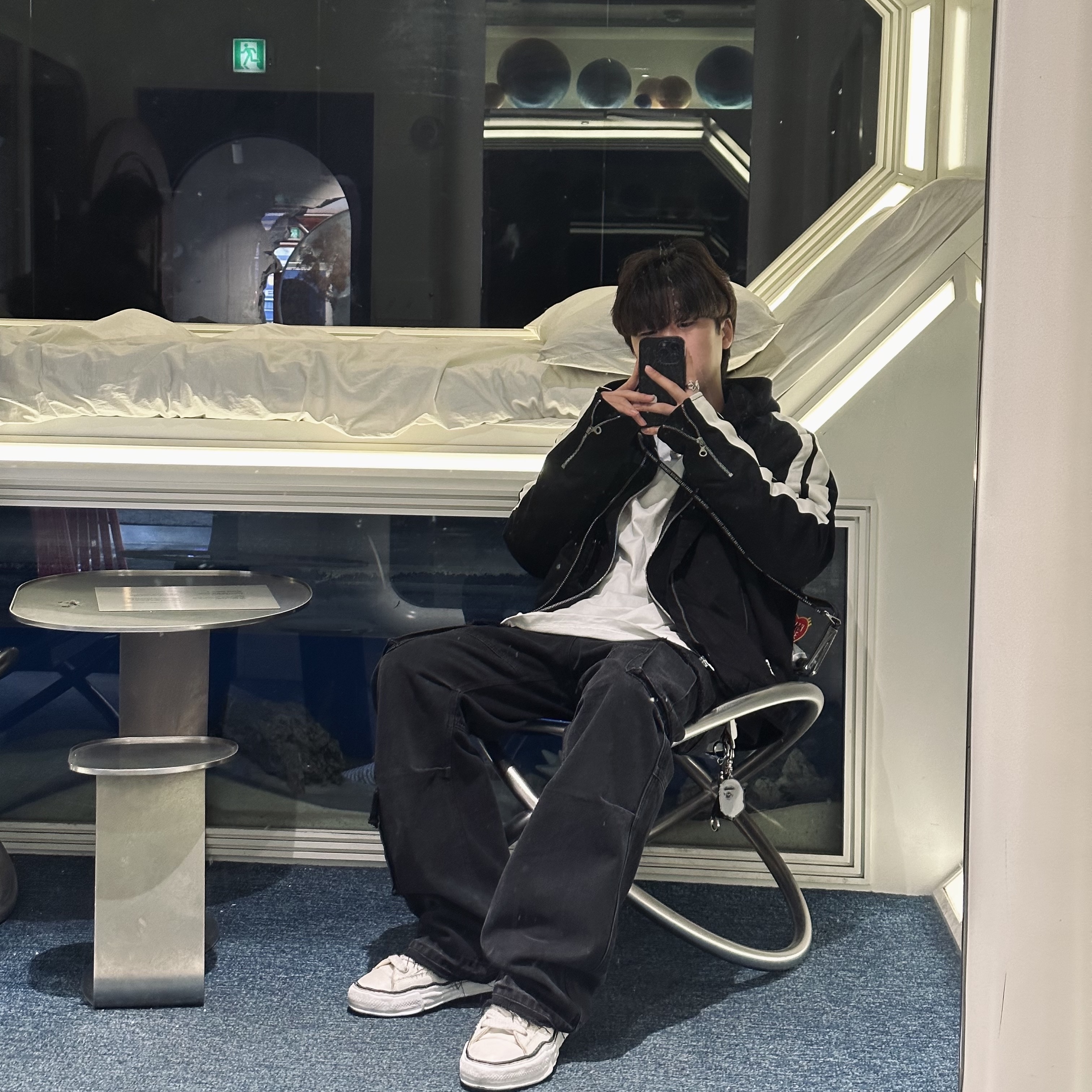 Maison Mihara Yasuhiro Peterson OG Sole Canvas Low Sneakers White, Diesel J-Beck Biker Jacket Black 착용 스타일 - 2