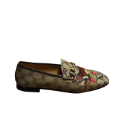 (W) Gucci Jordaan Tiger Emboridered GG Loafer Beige Ebony