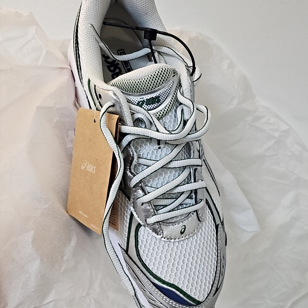 Asics GT-2160 White Shamrock Green 착용 스타일 - 2