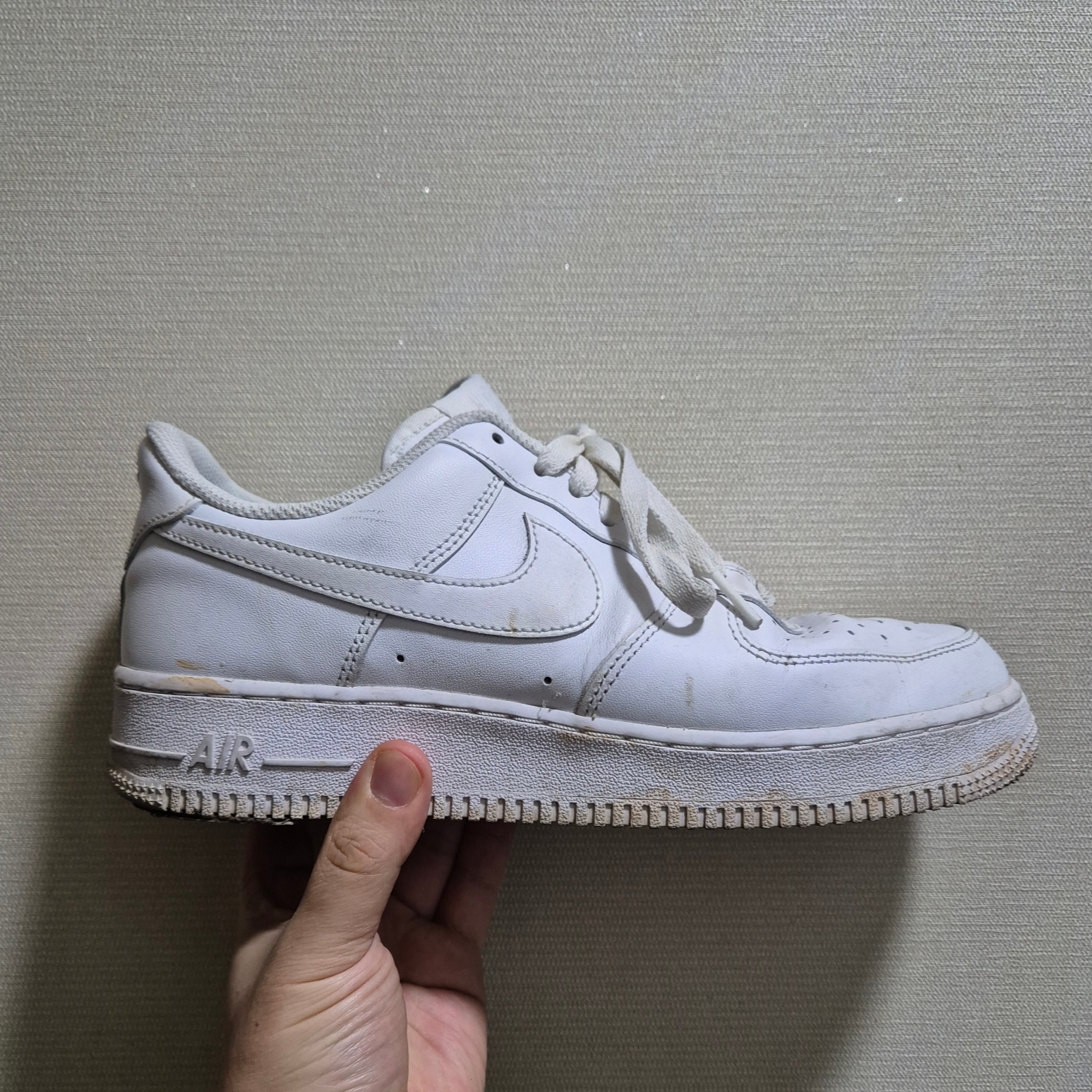 Nike Air Force 1 '07 Low White 착용 스타일