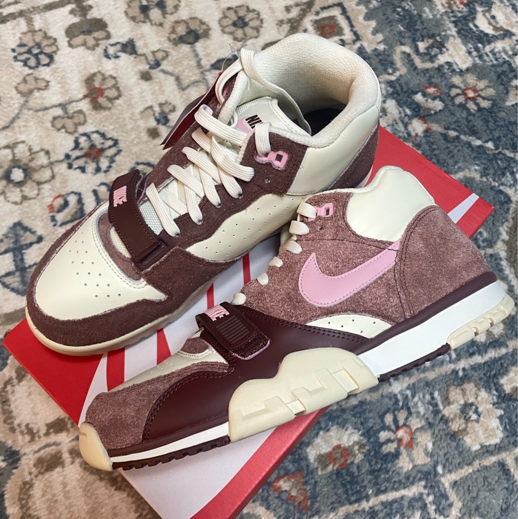 Nike Air Trainer 1 Soft Pink and Coconut Milk 착용 스타일 - 1