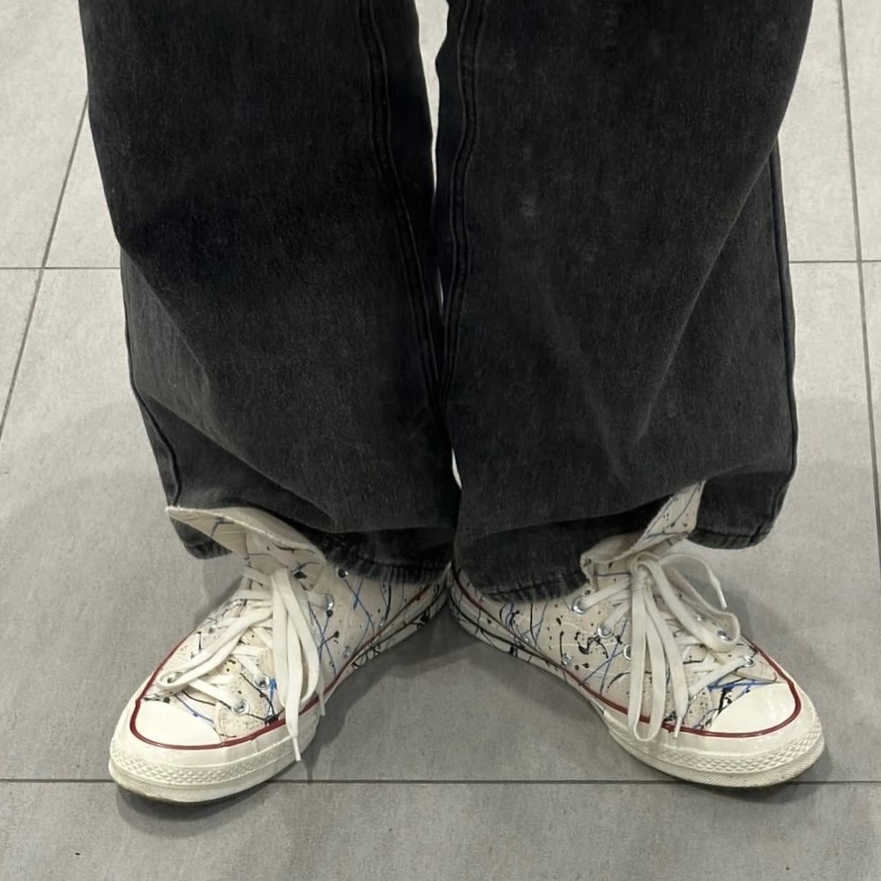 Converse Chuck 70 High Paint Egret 착용 스타일 - 1