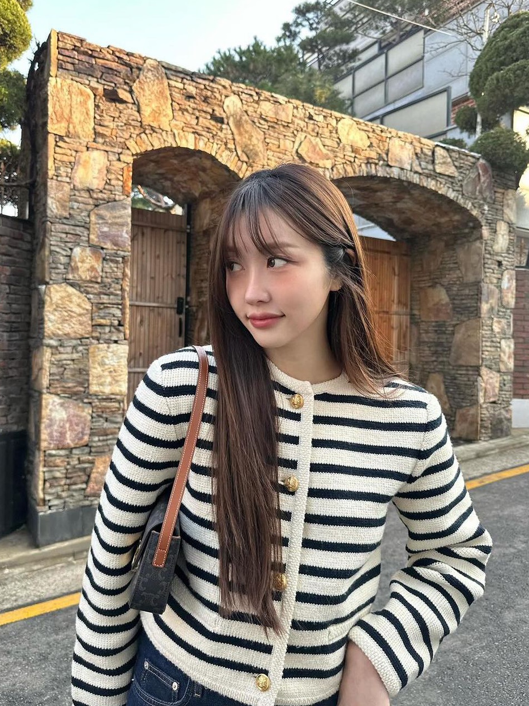 Moncler Striped Wool Cotton Cardigan Black White - 23SS, (W) Moncler Striped Wool Jumper Black White - 23FW 착용 스타일 - 3