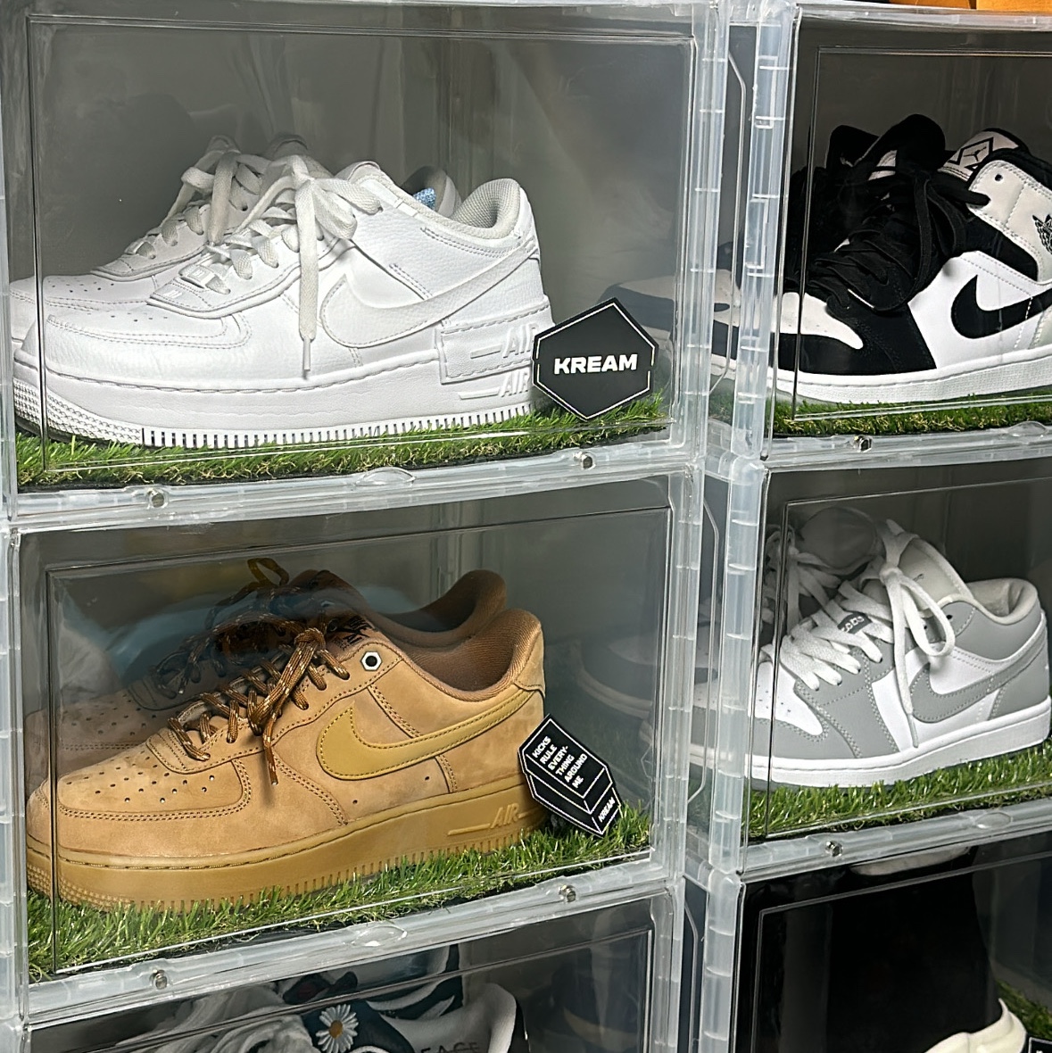 Nike Air Force 1 '07 WB Flax, Jordan 1 Mid SE Diamond 착용 스타일 - 2