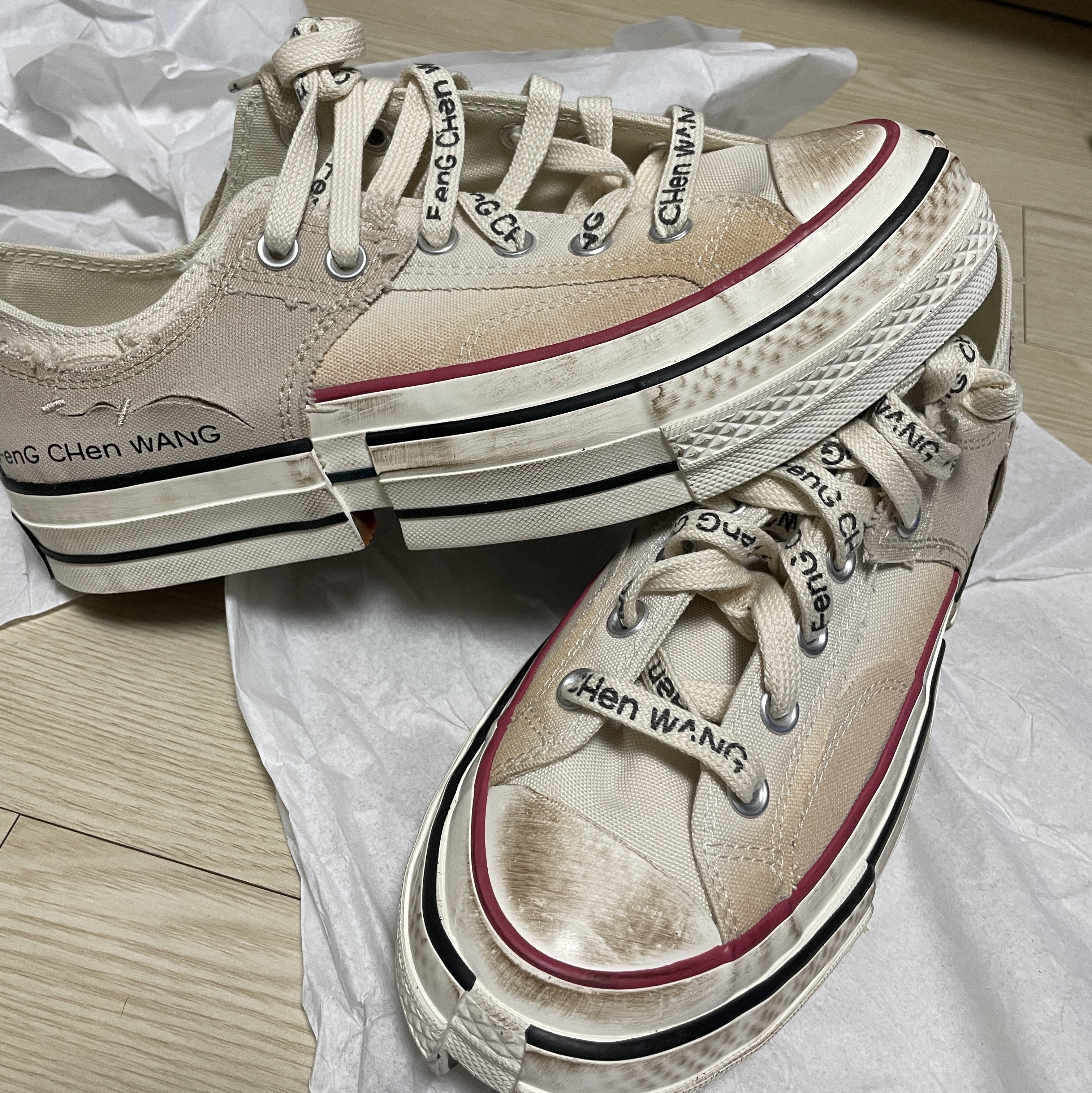 Converse x Feng Chen Wang Chuck 70 Ox 2-in-1 Brown Rice 착용 스타일 - 1