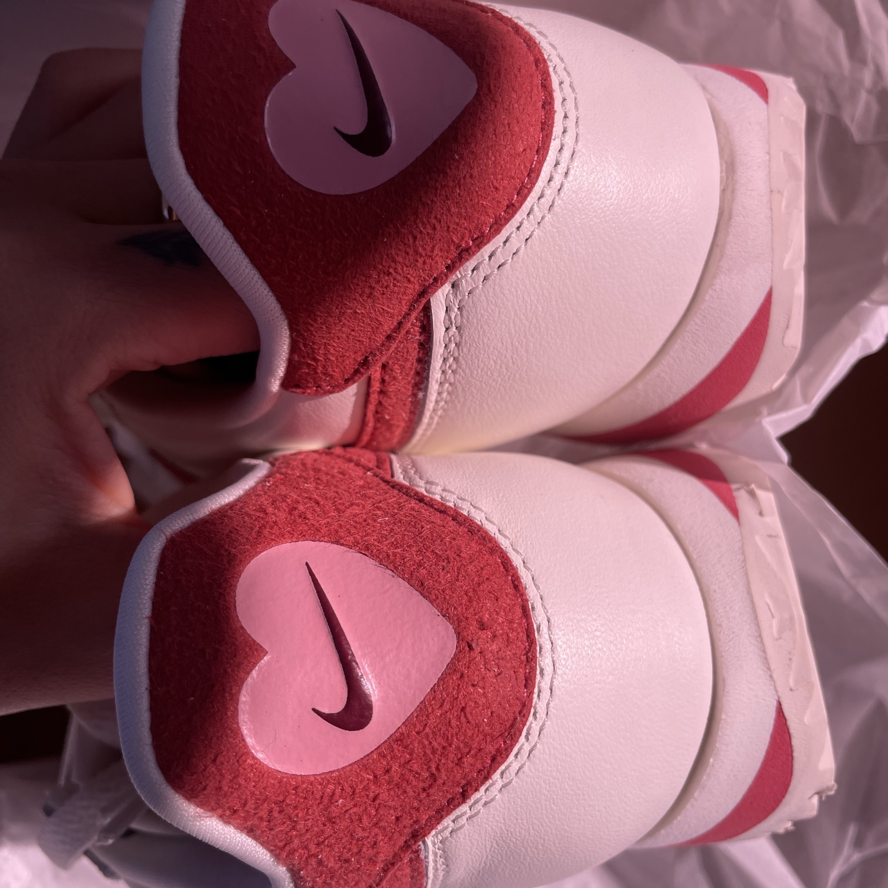 (W) Nike Cortez SE Valentine Day Sail Adobe 착용 스타일 - 5